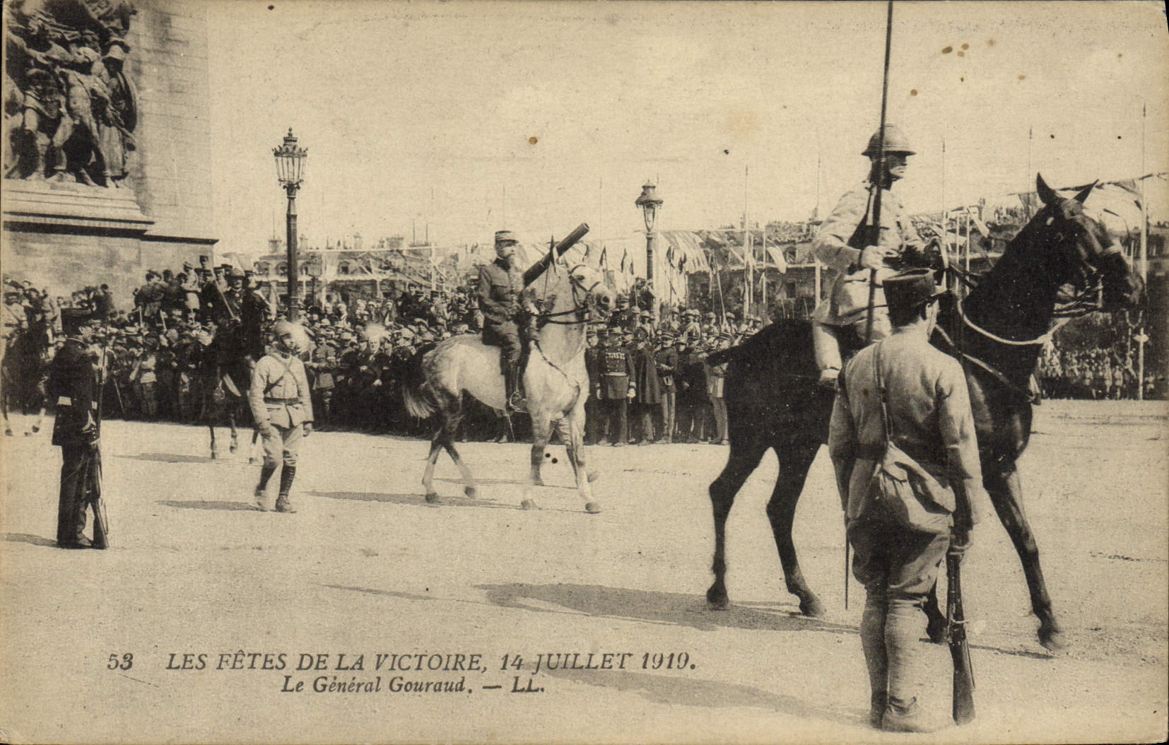 VINTAGE POSTCARD Festivals Of the Victoire July 14th, 1919 general Gouraud Militaria