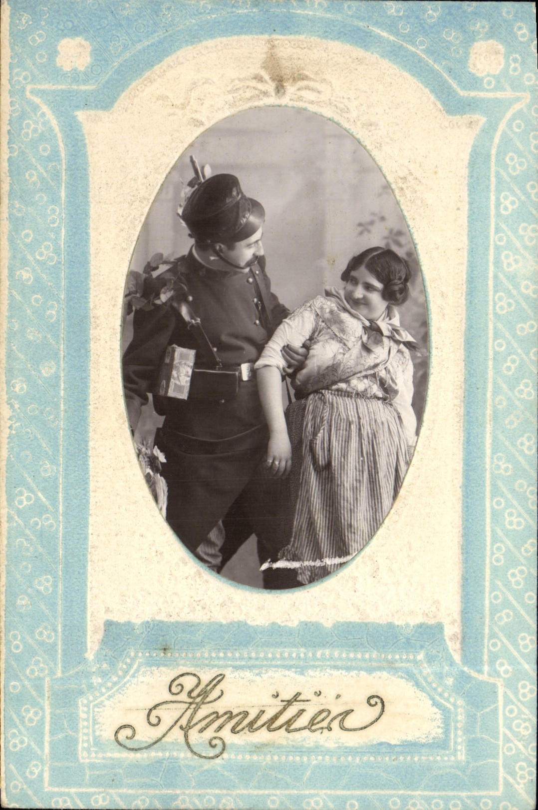 CPA Amities Soldat Militaria