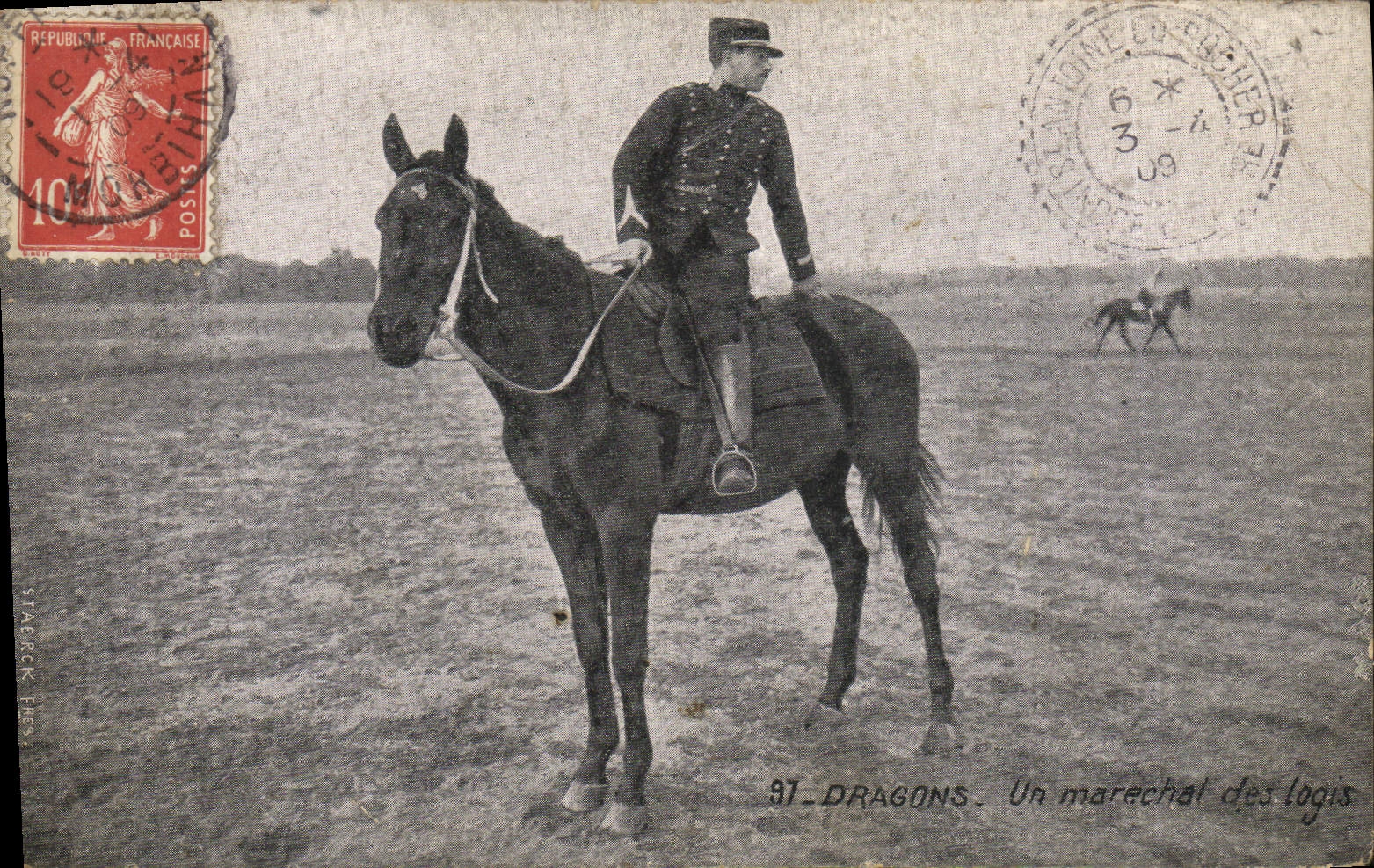 CPA Dragons Un Marechal Des Logis Cheval Militaria 