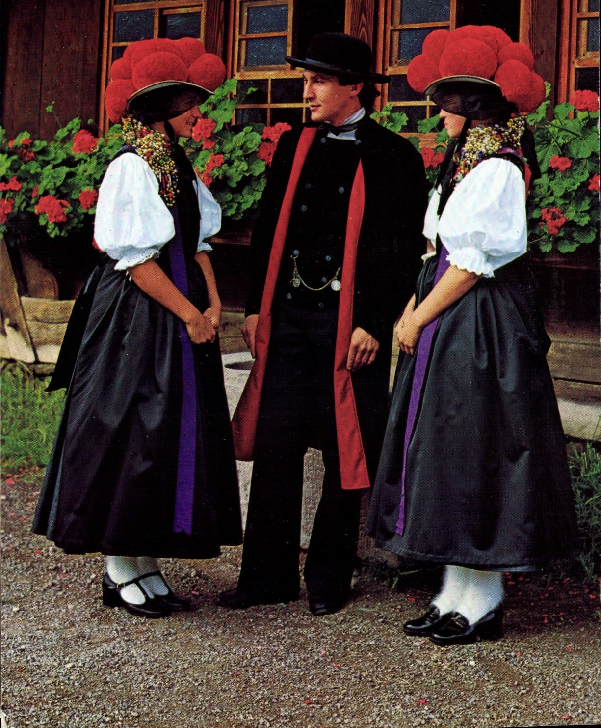 CPM Trachtengruppe Aus Dem Schwarzwald Gutach Folklore 
