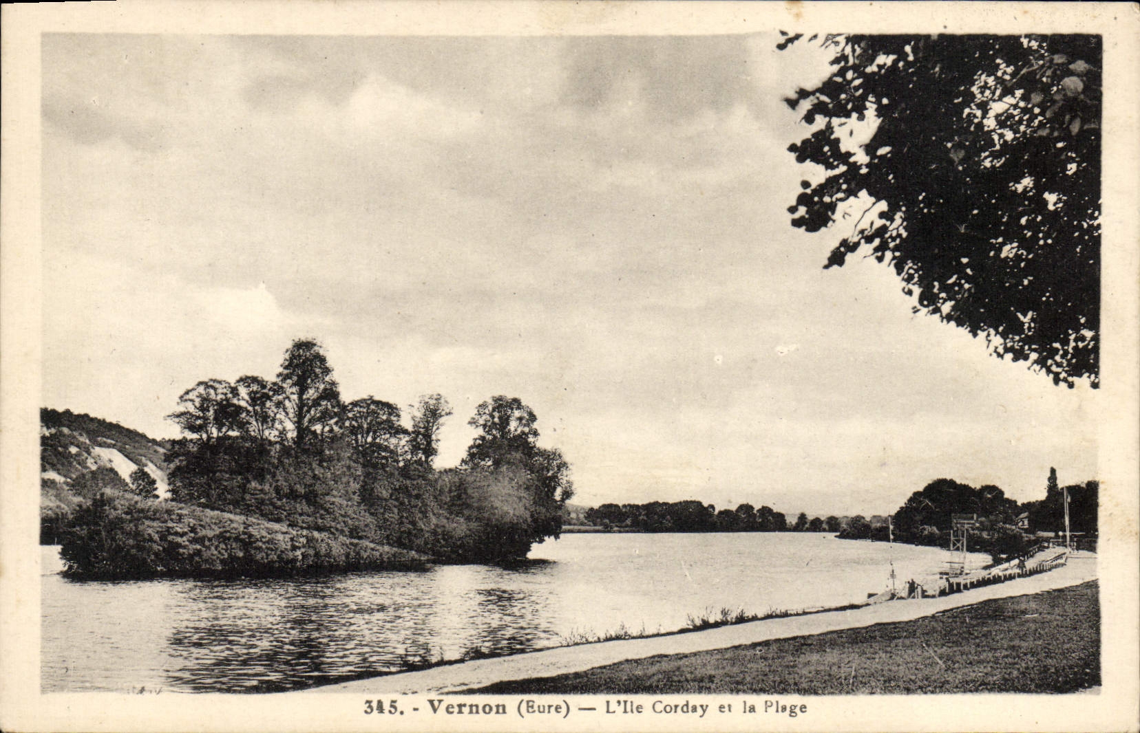 CPA Vernon L'Ile Corday et la Plage