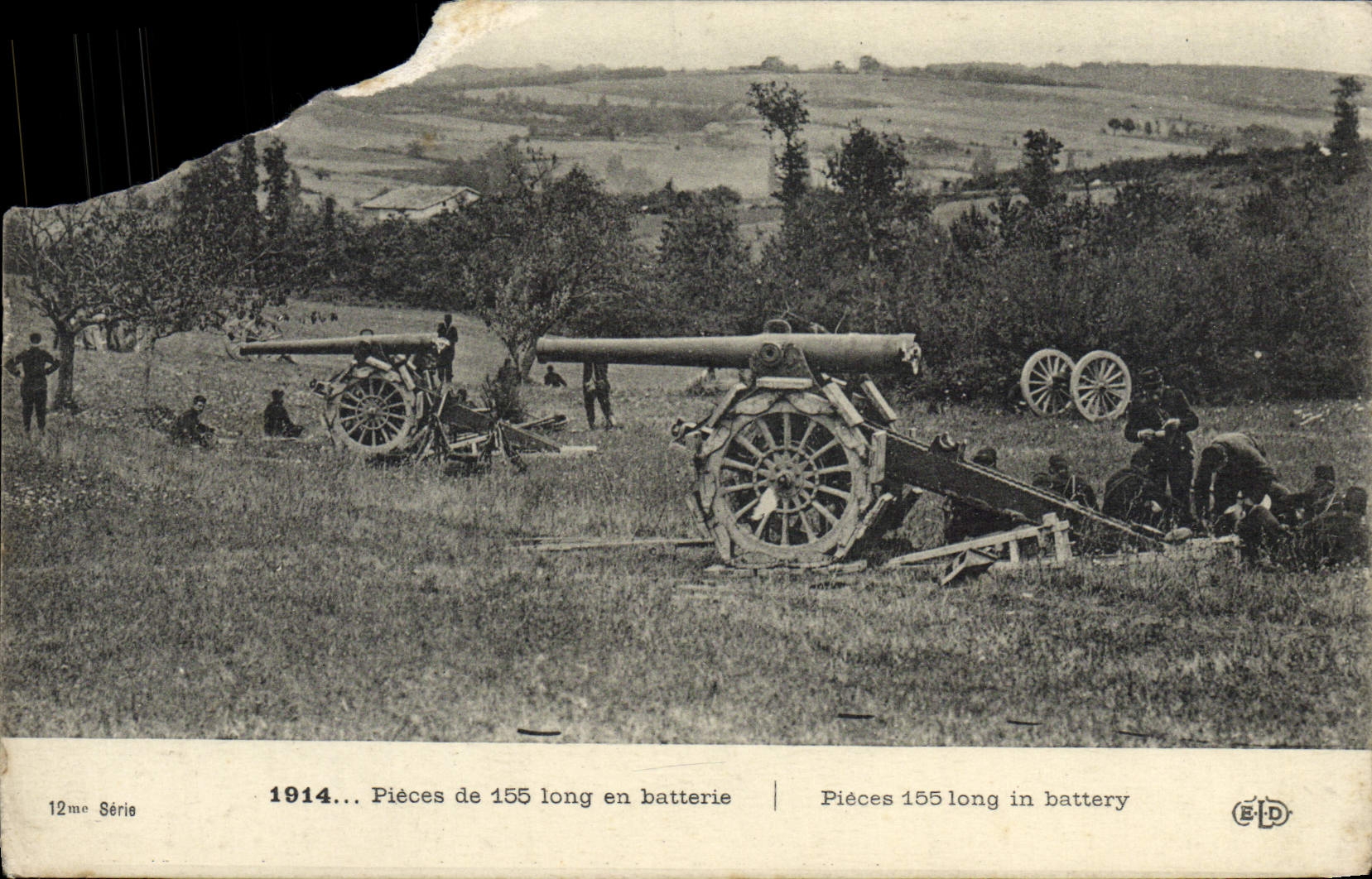 CPA Pieces de 155 Long en batterie Militaria 