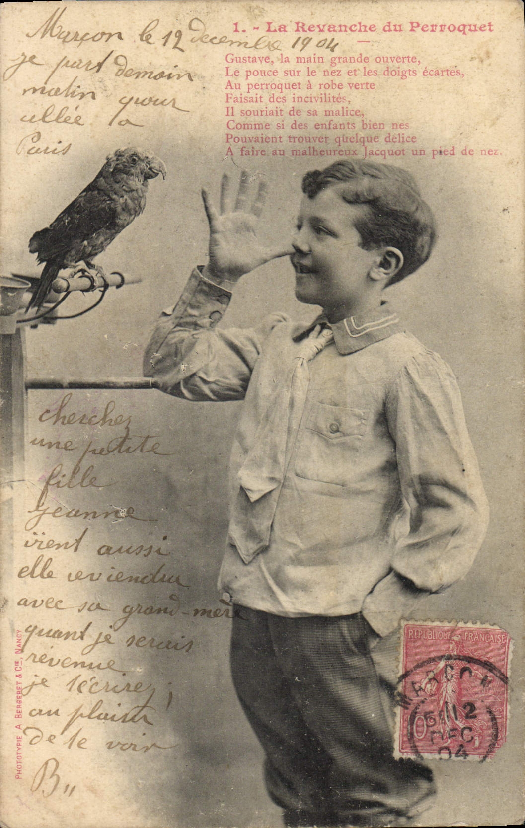 CPA Enfant La revanche du perroquet Oiseau