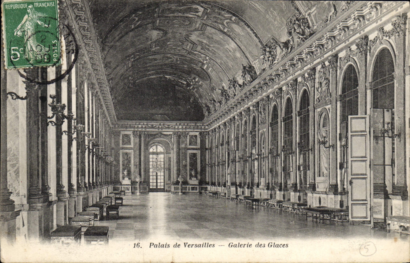 CPA Palais de Versailles Galerie des Glaces