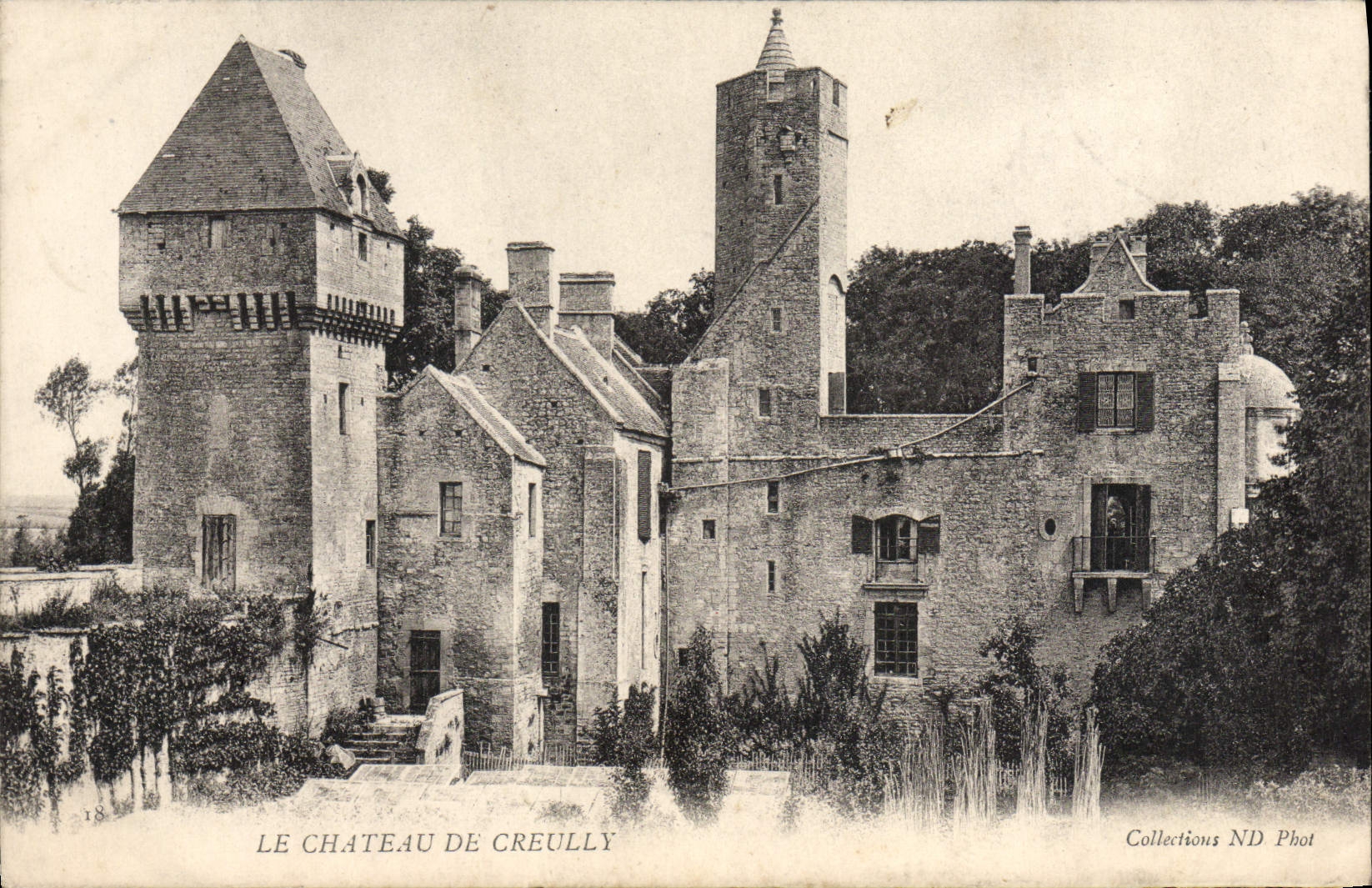 CPA Le Chateau De Creully