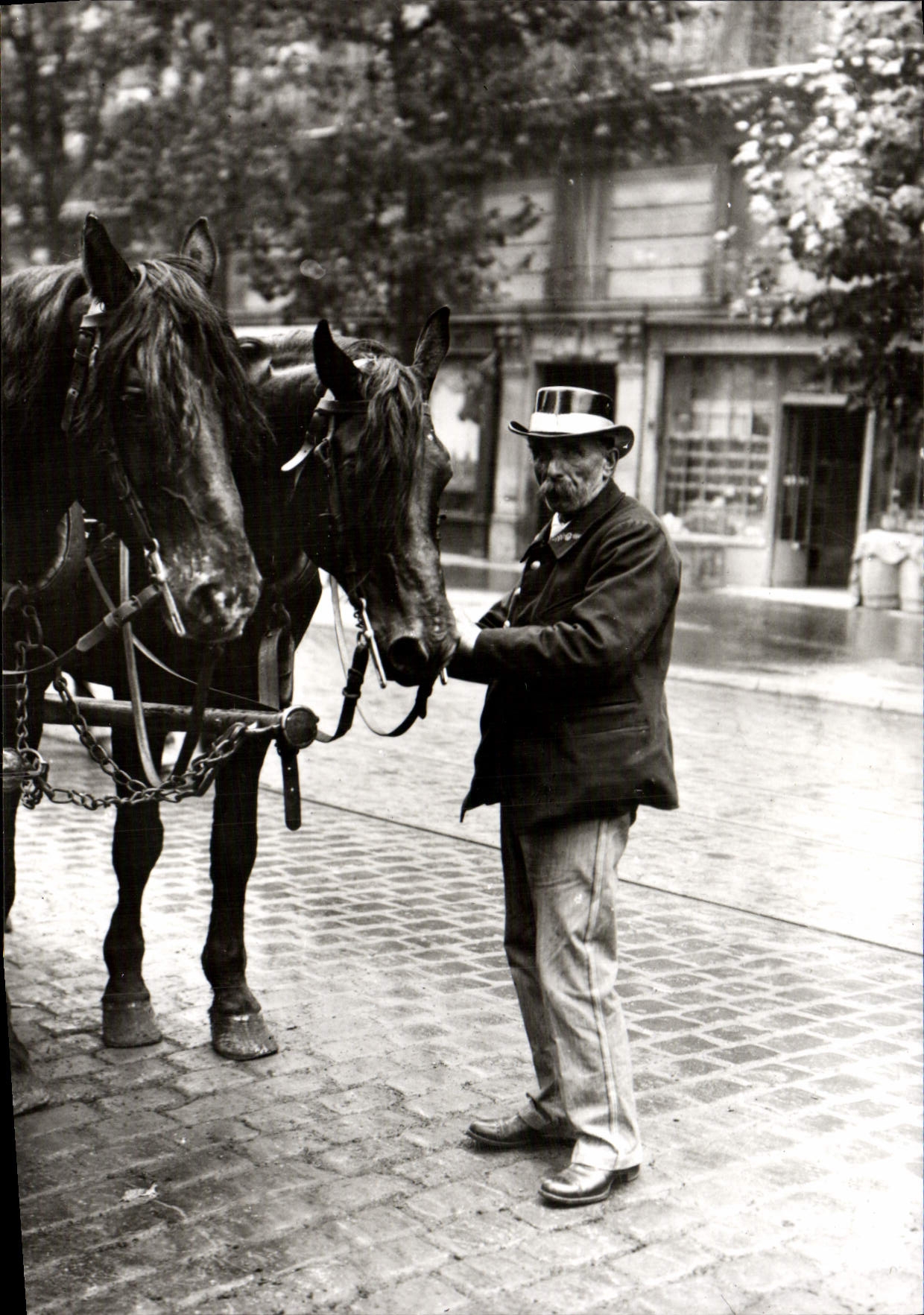 REPRO Paris 1900 Encouragement avant le depart Cheval Cocher