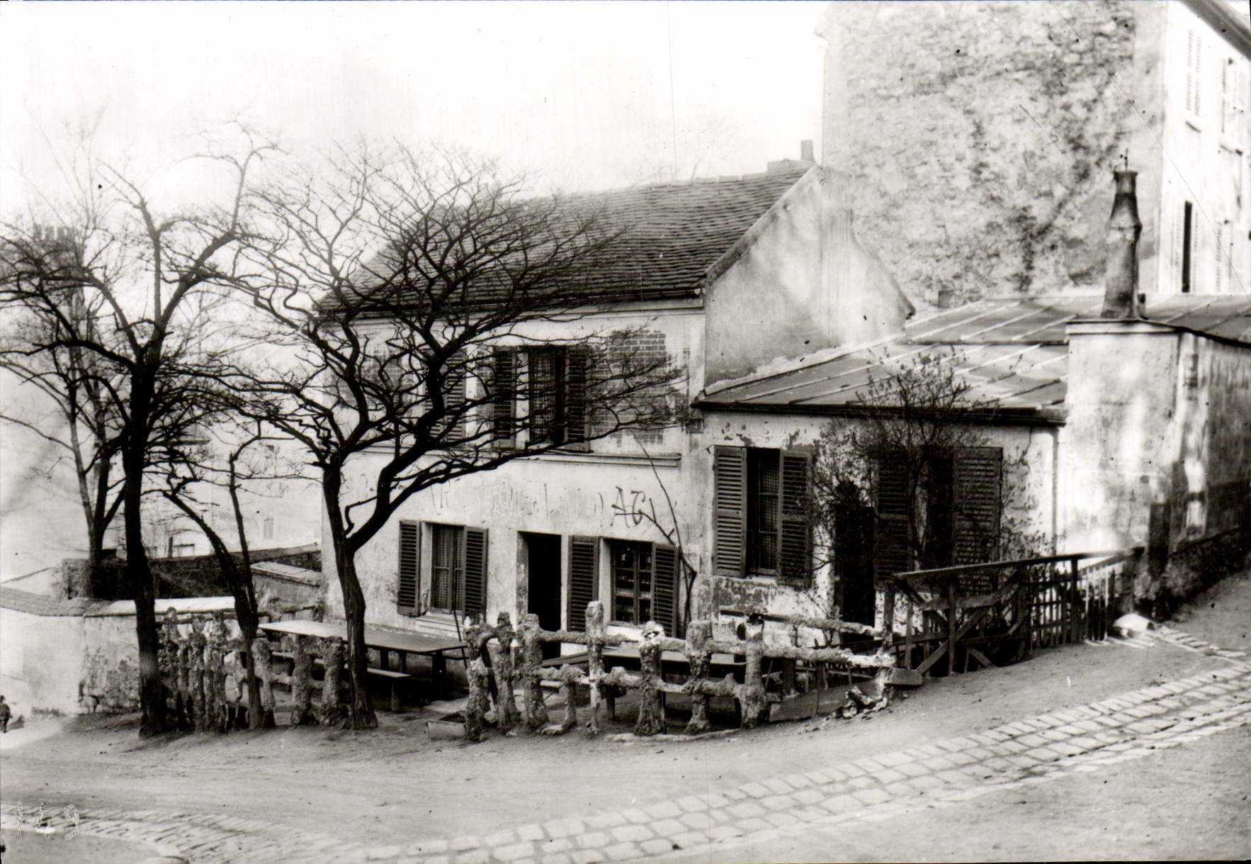 REPRO Paris Montmartre le Lapin Agile