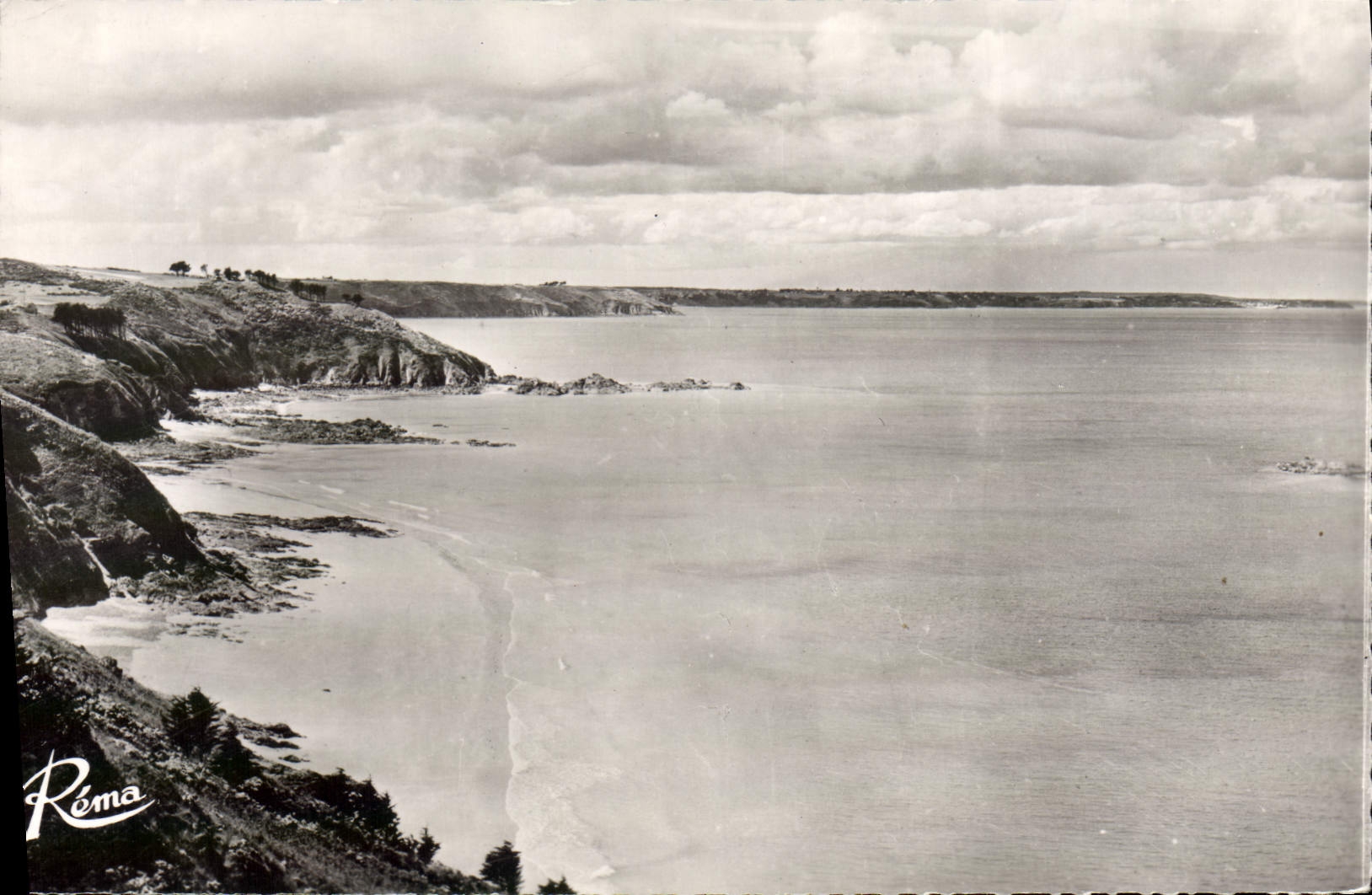 CPM Saint Brieuc La Cote la Pointe du Roselier