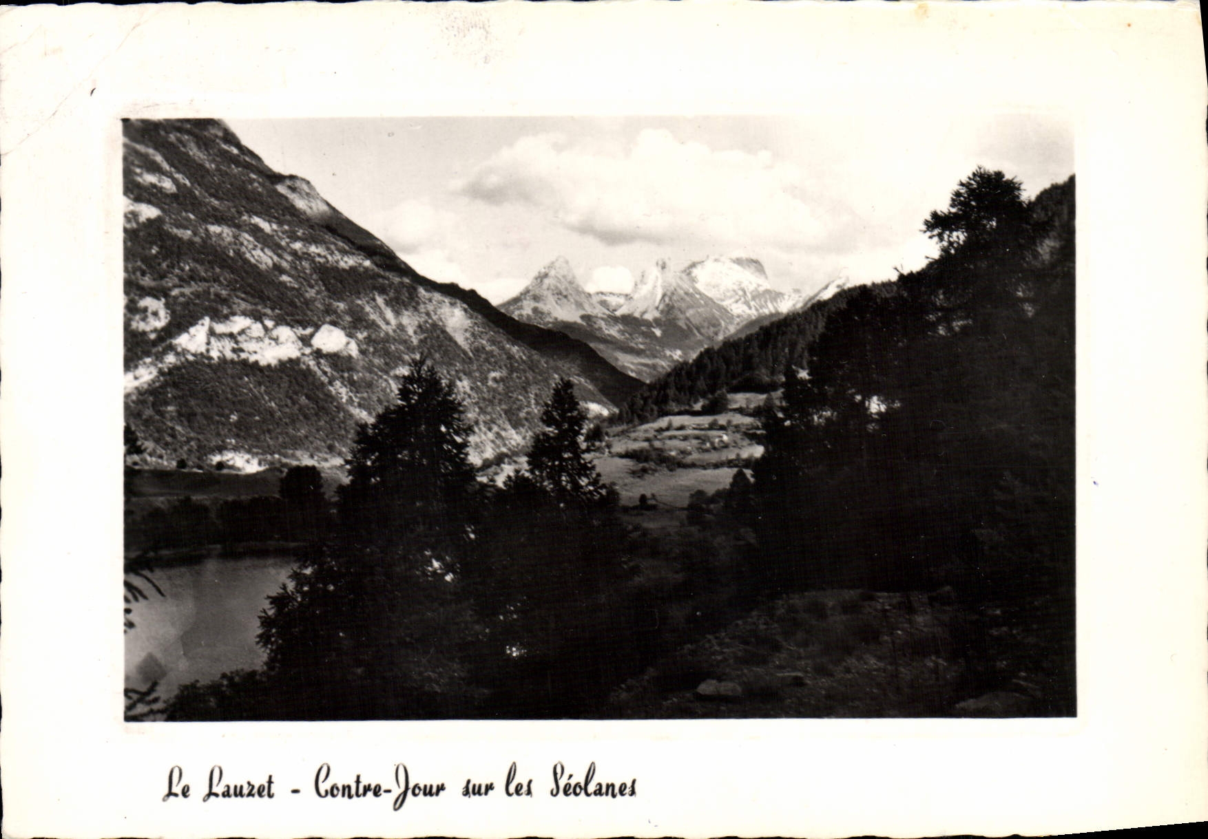 CPM Le Lauzet Contre jour sur les Seolanes