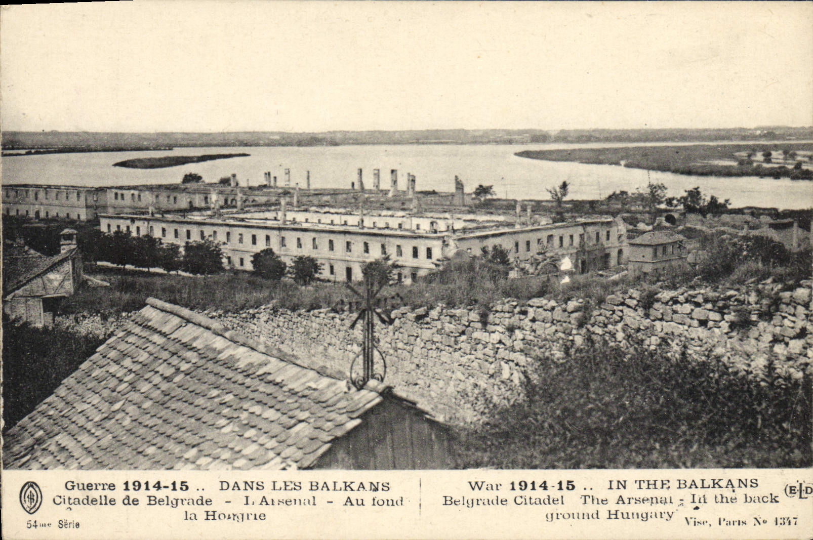 CPA Dans Les Balkans Citadelle de Belgrade L'arsenal Au gond la Hongrie Militaria
