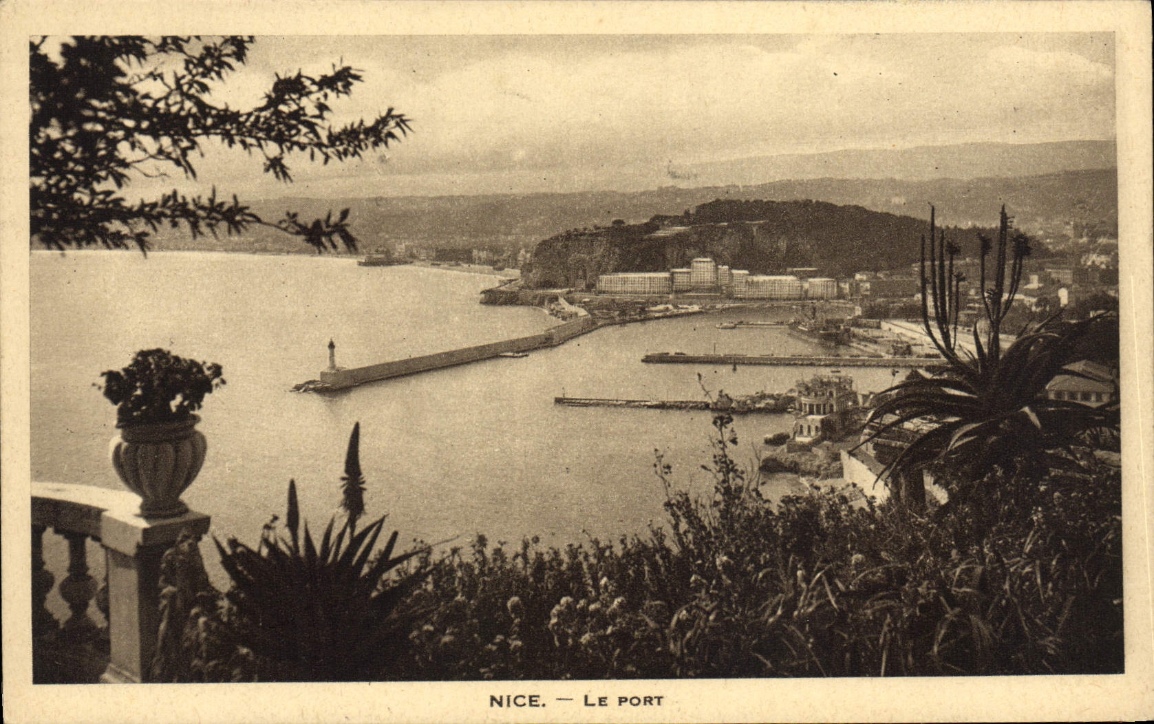 CPA Nice Le Port 