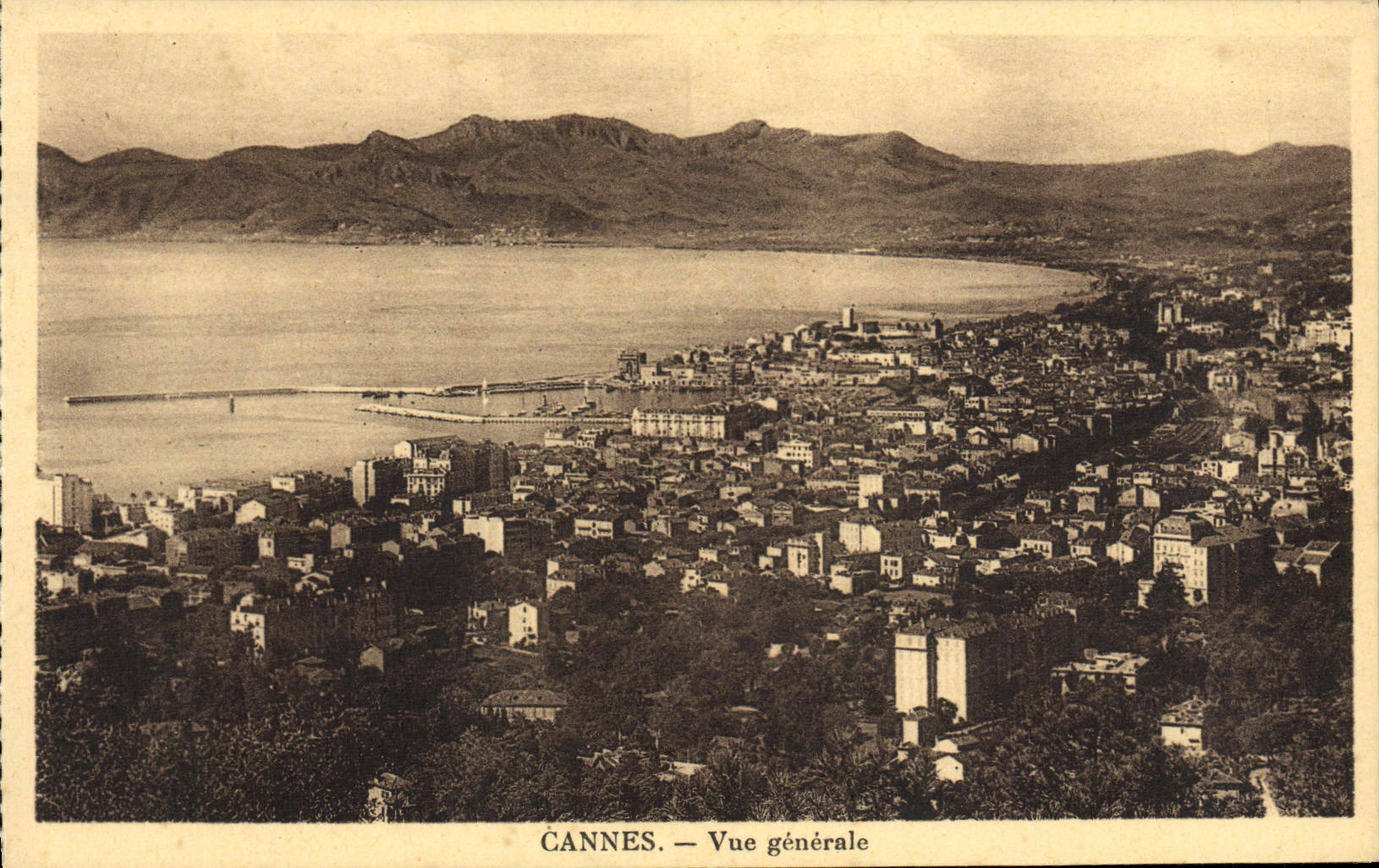 CPA Cannes Vue Generale