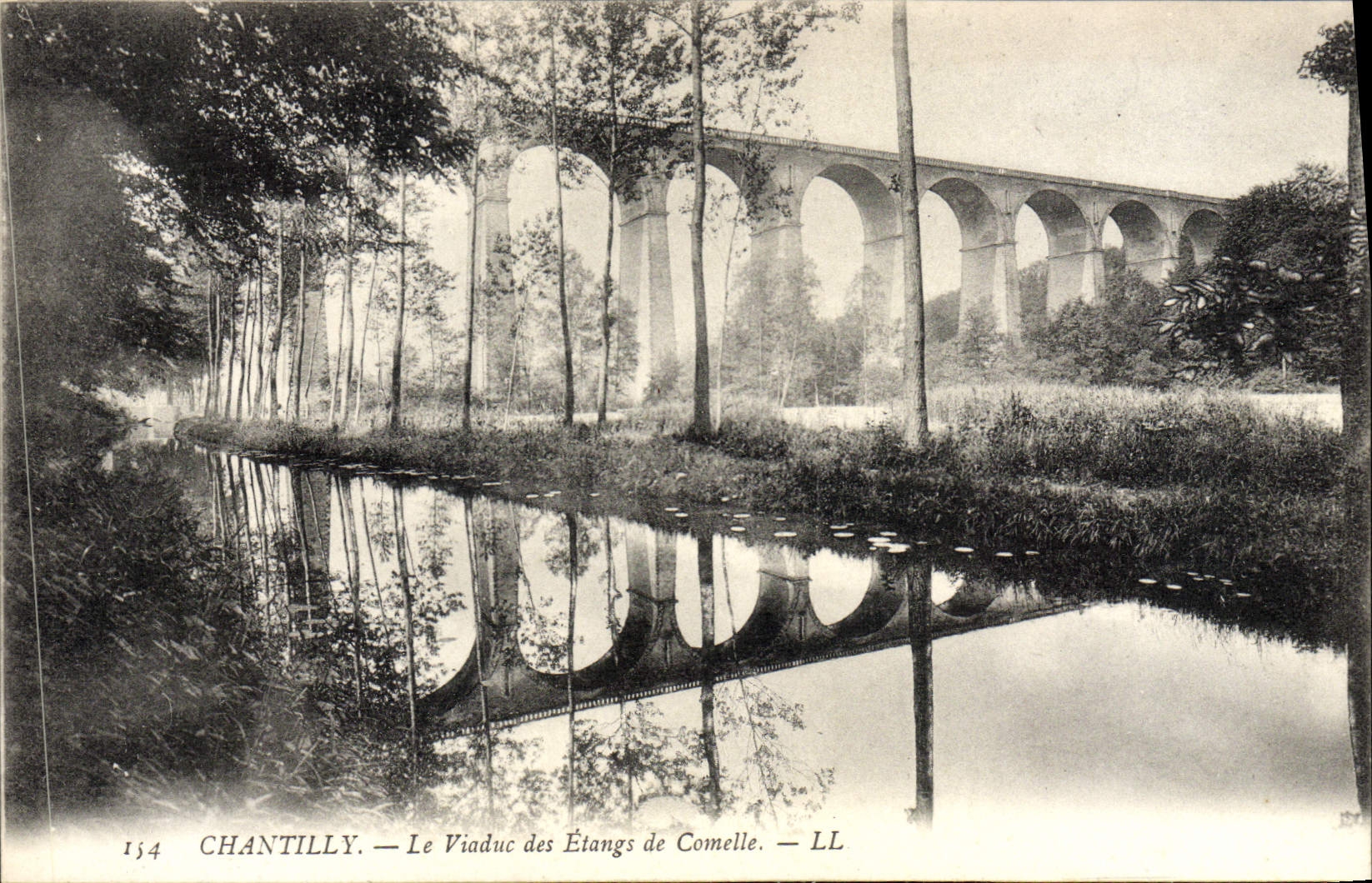 CPA Chantily Le Viaduc Des Etangs De Comelle