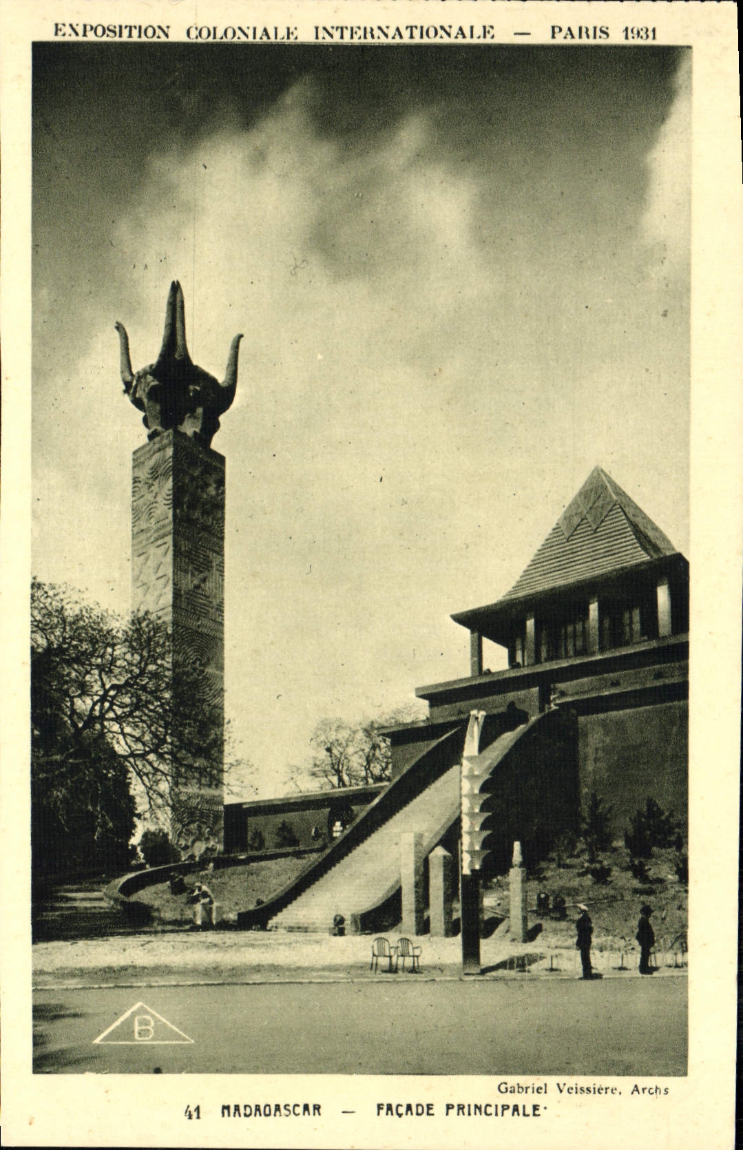 VINTAGE POSTCARD Fair Colonial International Paris 1931 Madagascar principal Frontage