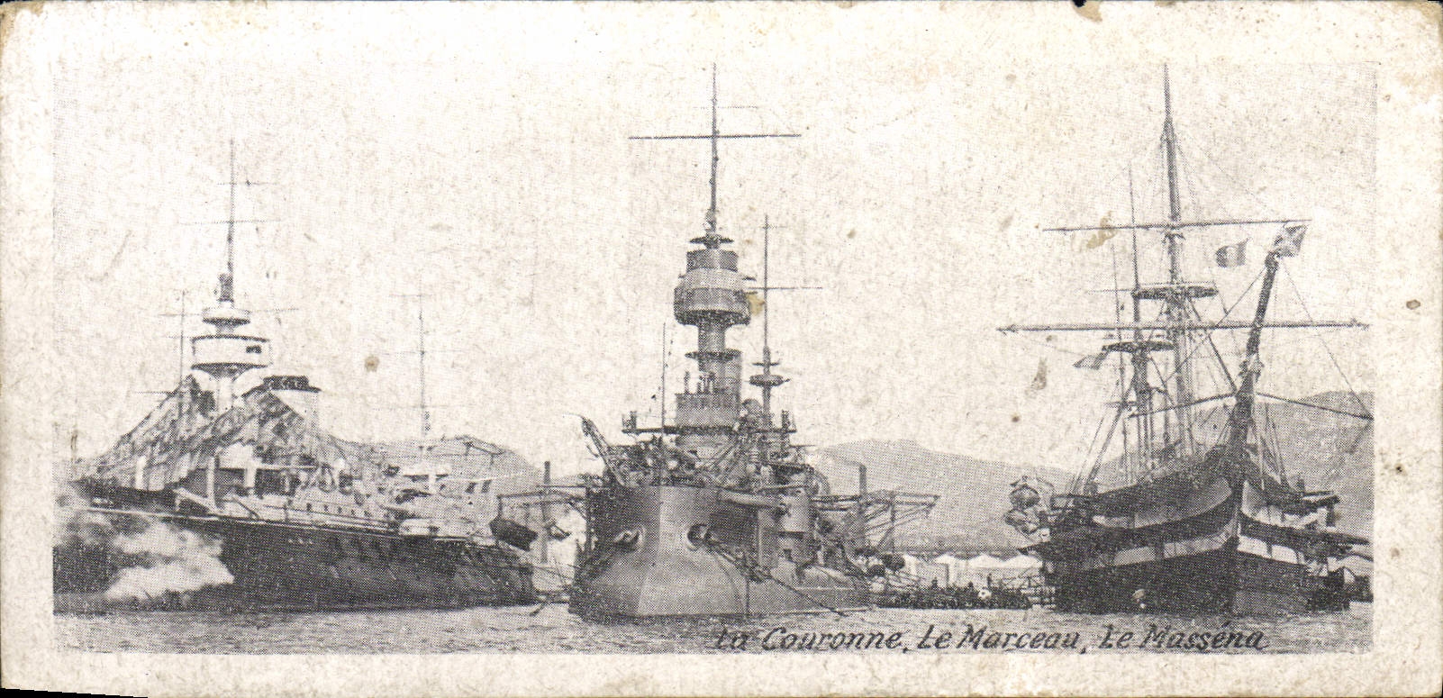 CPA Bateau La Couronne Le Marceau Le Massena 