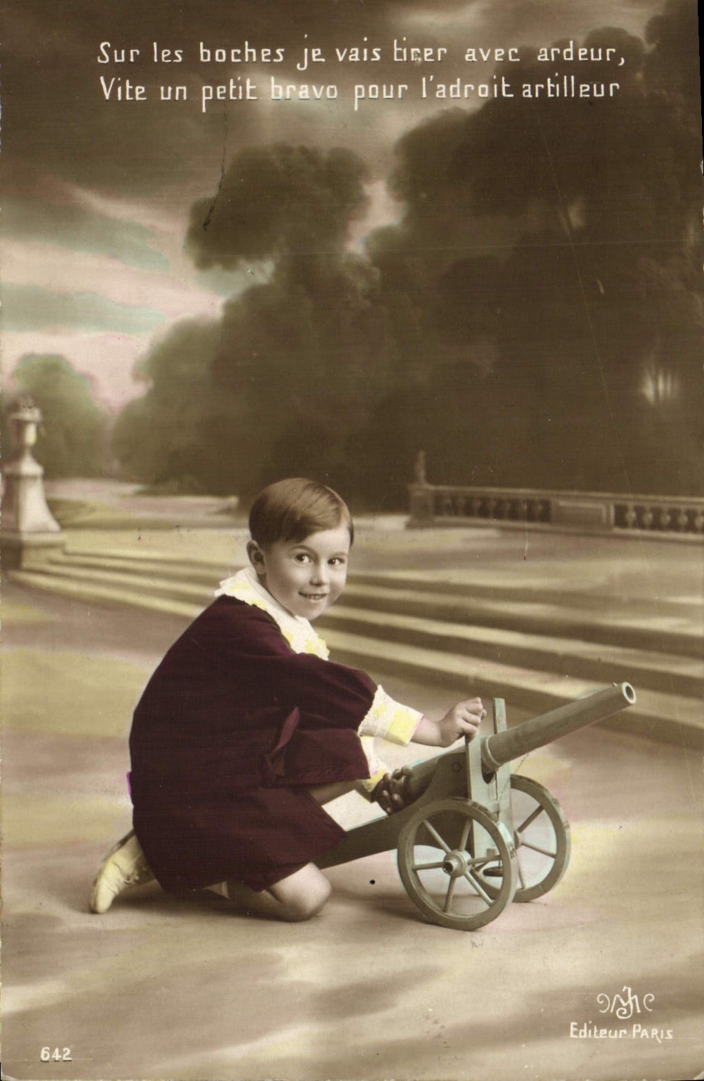 VINTAGE POSTCARD Fantasy Canon Child