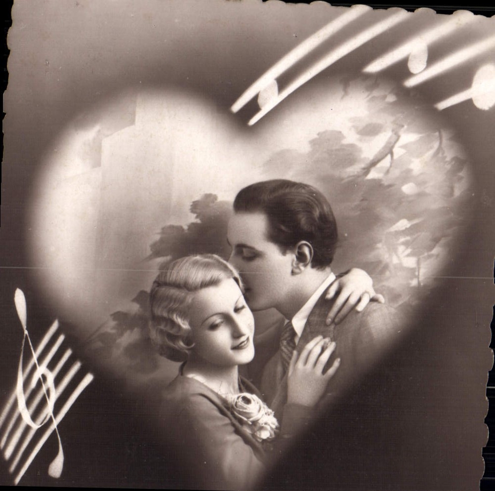 VINTAGE POSTCARD Fantasy Woman the song of my heart