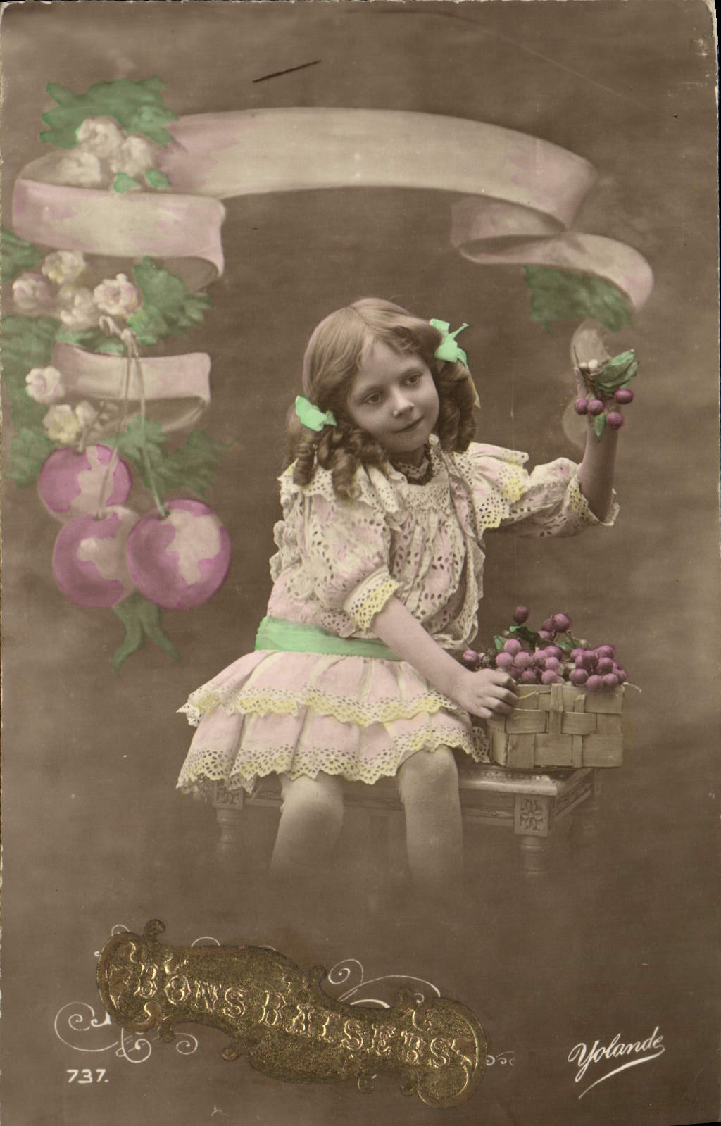 CPA Fantaisie Enfant Cerises