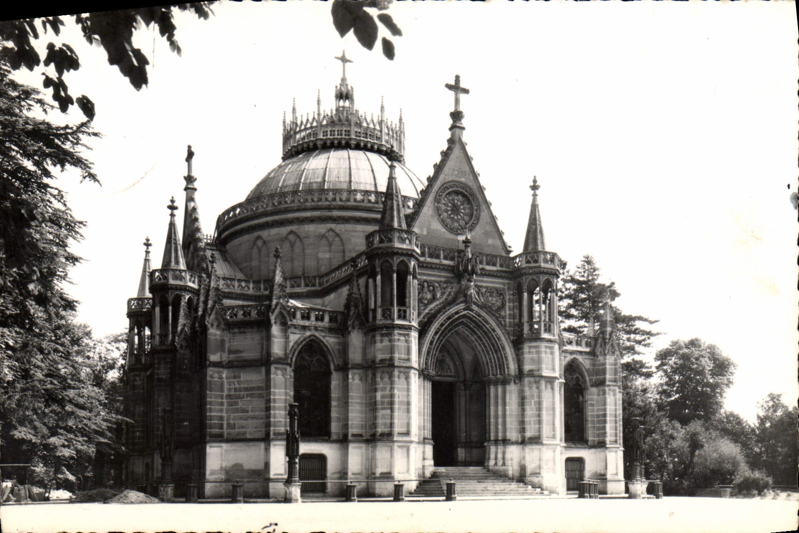 CPM Dreux Chapelle Saint Louis