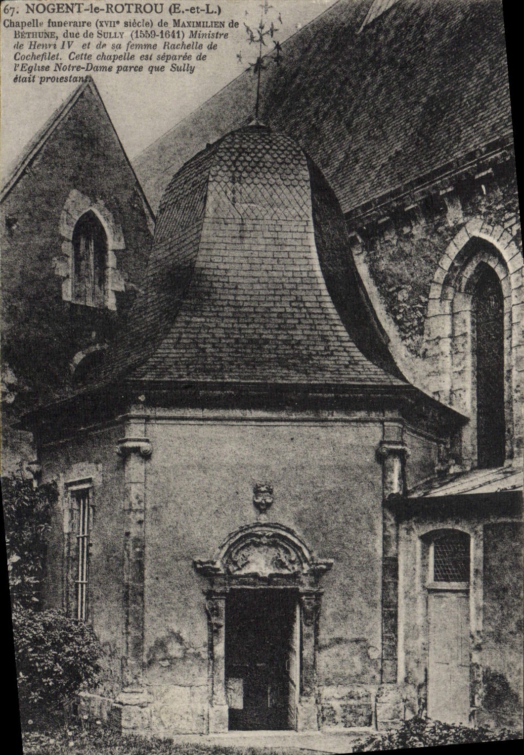 CPA Nogent Le Rotrou Chapelle funeraire