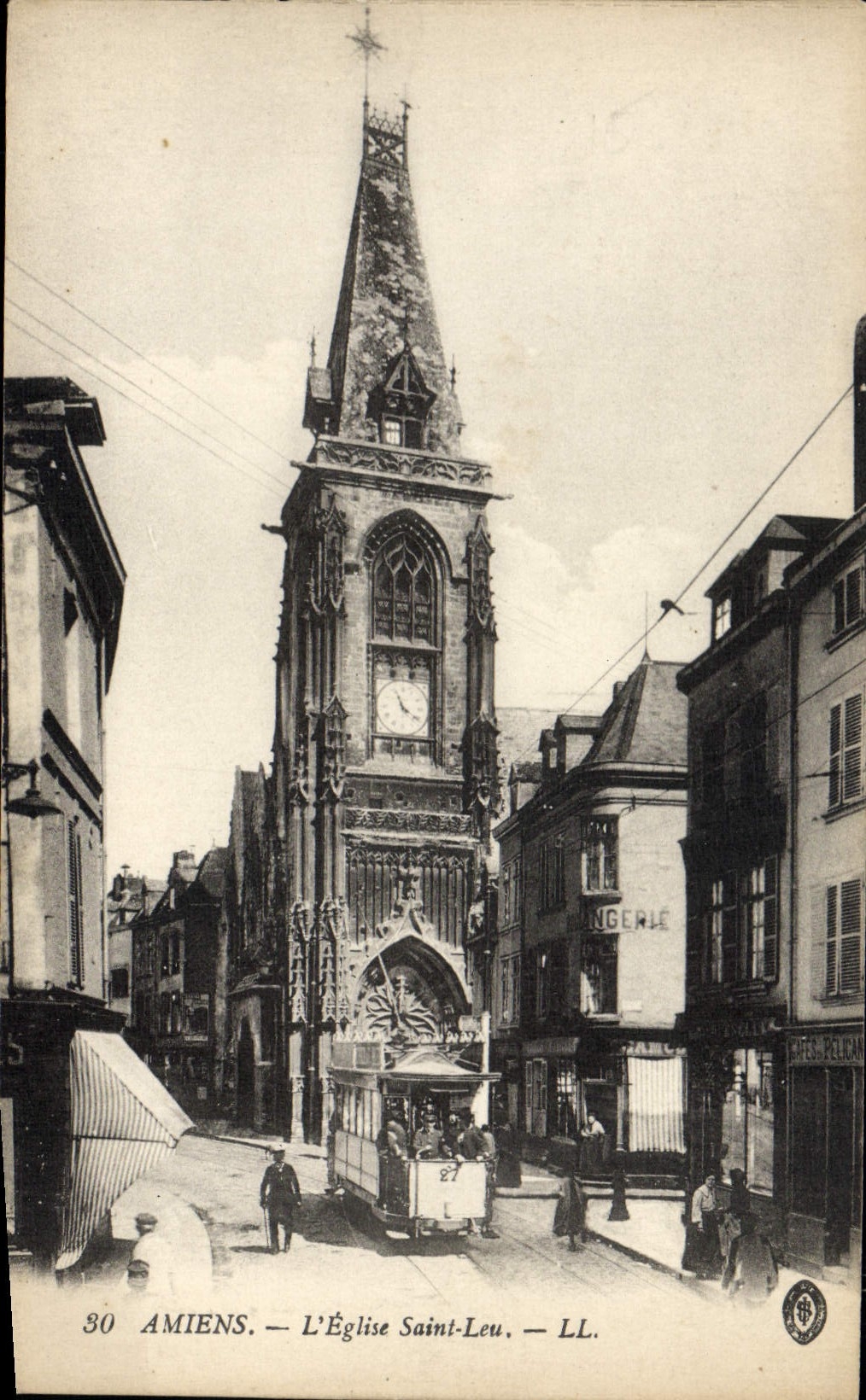 CPA Amiens L'Eglise Saint Leu Tramway