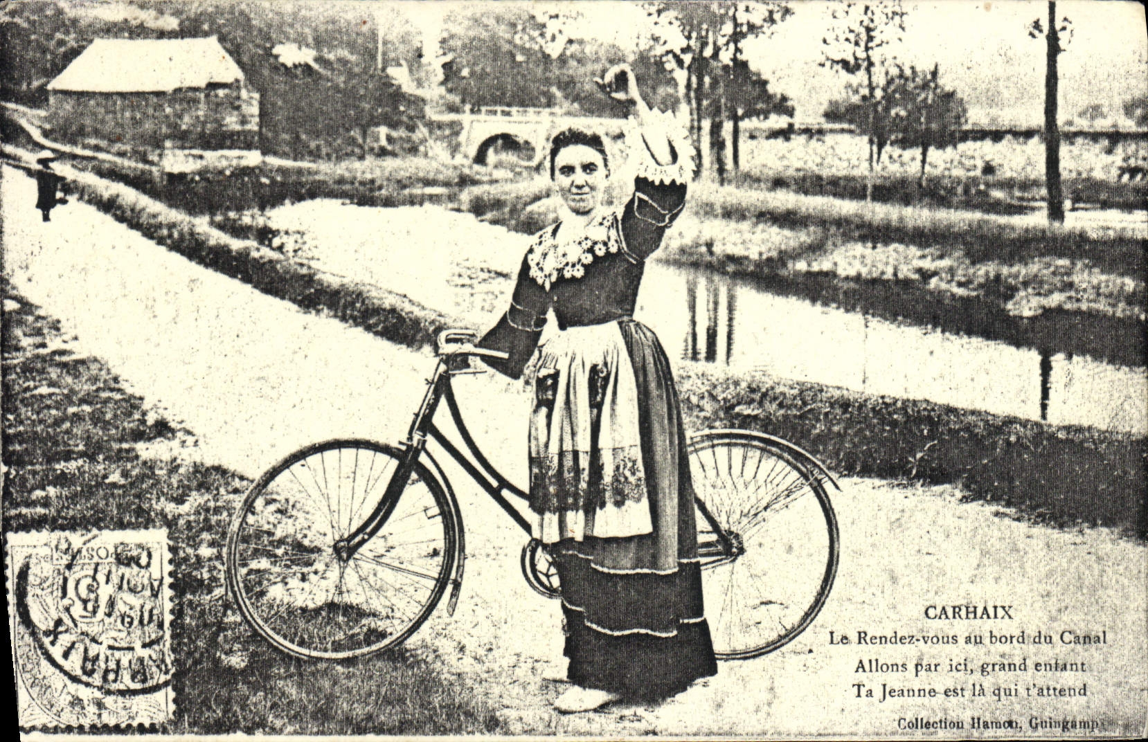 Photocopie Carhaix Le Rendez Vous au Bord du Canal Femme Velo Cycle