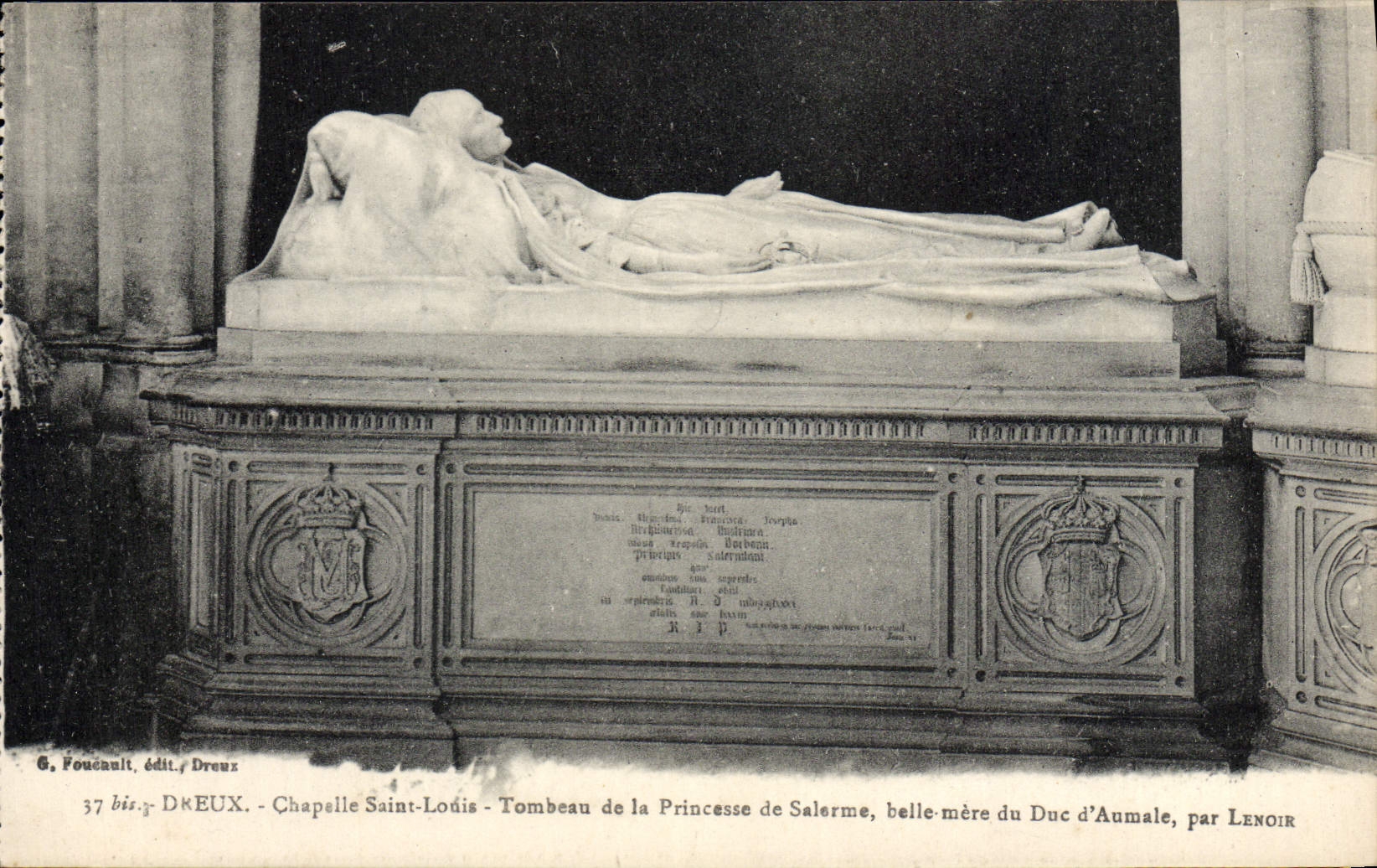 Tumba de St. Louis de la cámara acorazada de Dreux de la POSTAL de la VENDIMIA de la princesa de la madre hermosa de Salerme del duque de Aumale de Lenoir