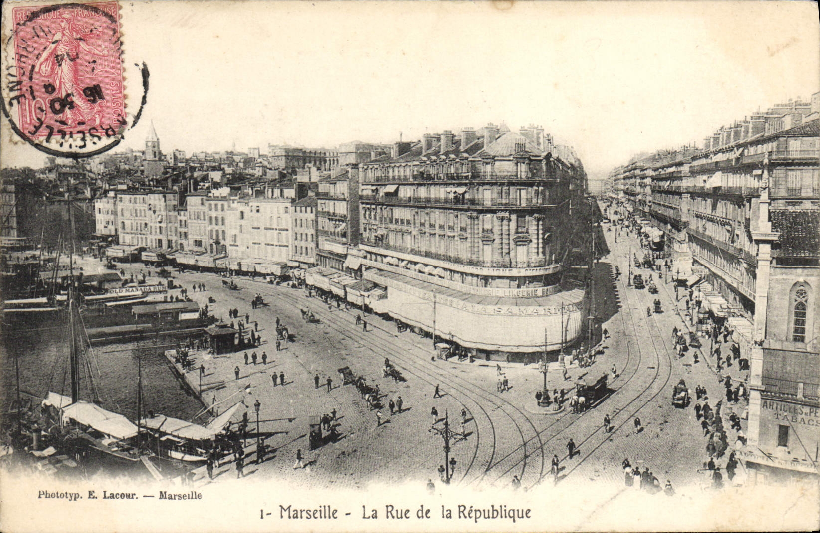 CPA Marseille La Rue De La Republique