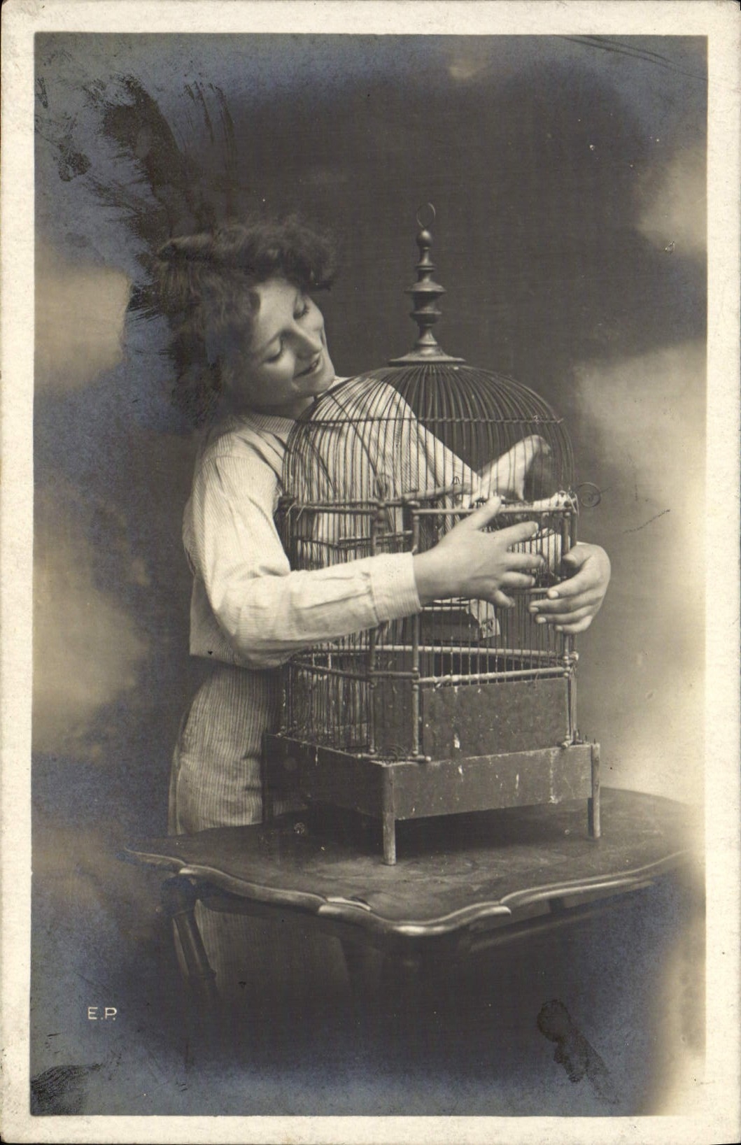 CPA Fantaisie Enfant Oiseau