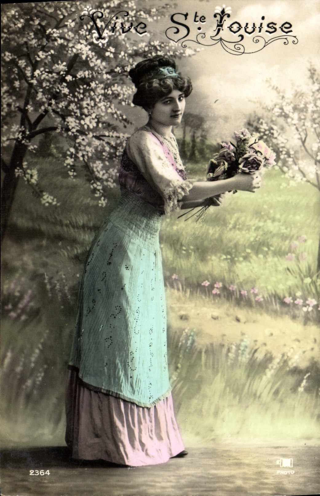 CPA Fantaisie Femme Louise