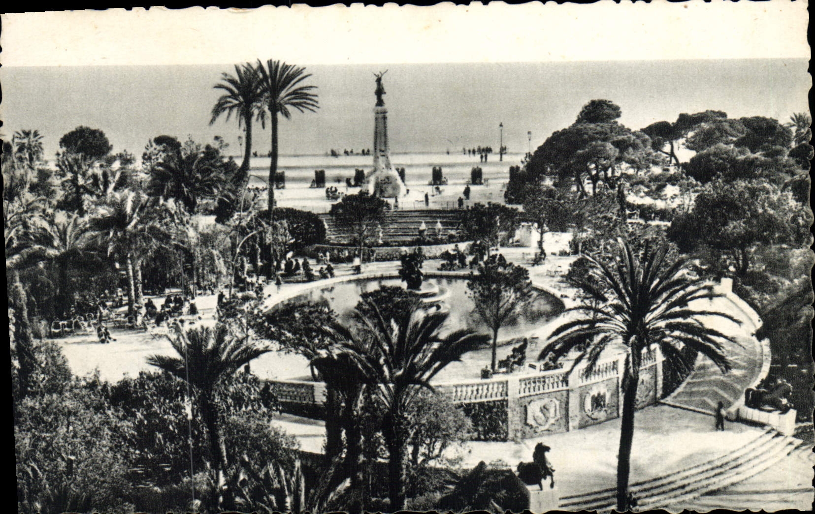 CPA Nice Le theatre de verdure Jardins Albert 1er