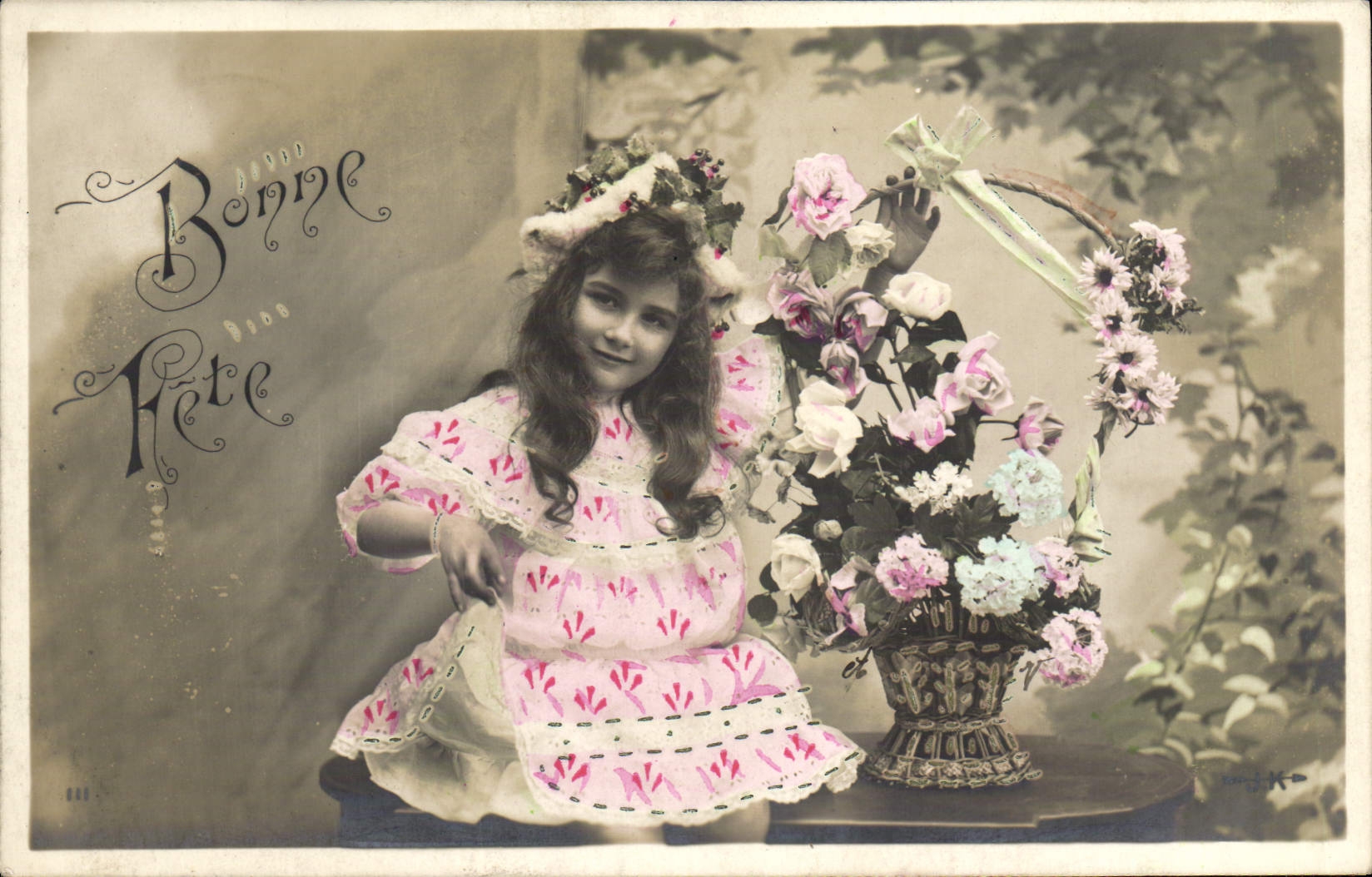 VINTAGE POSTCARD Fantasy Child