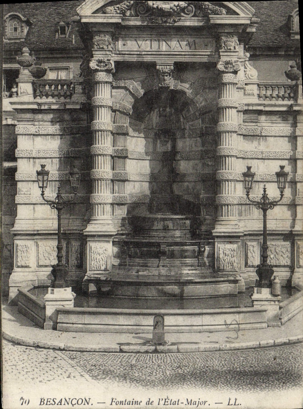 VINTAGE POSTCARD Besancon Fountain of the State Major