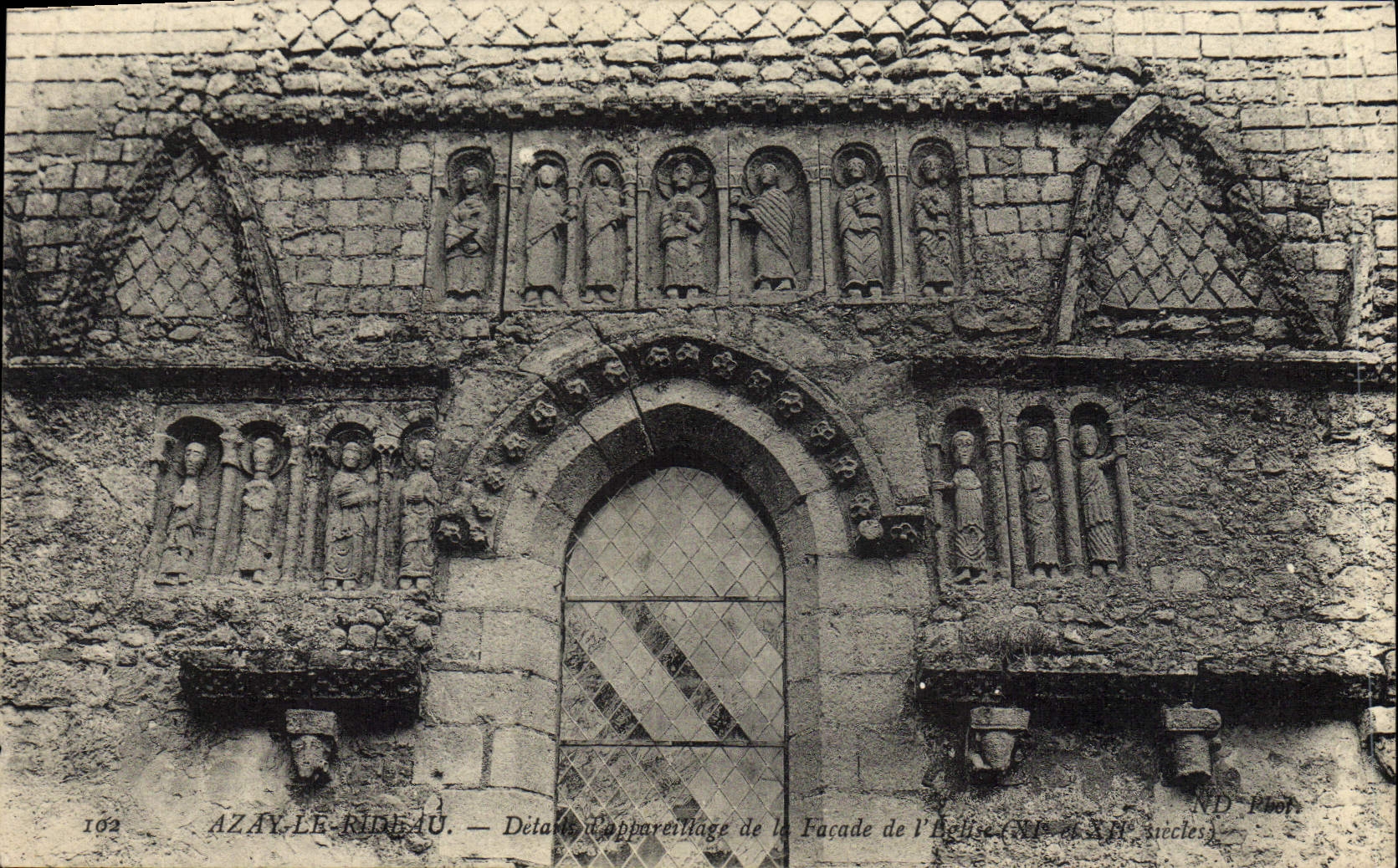 POSTAL Azay de la VENDIMIA la cortina