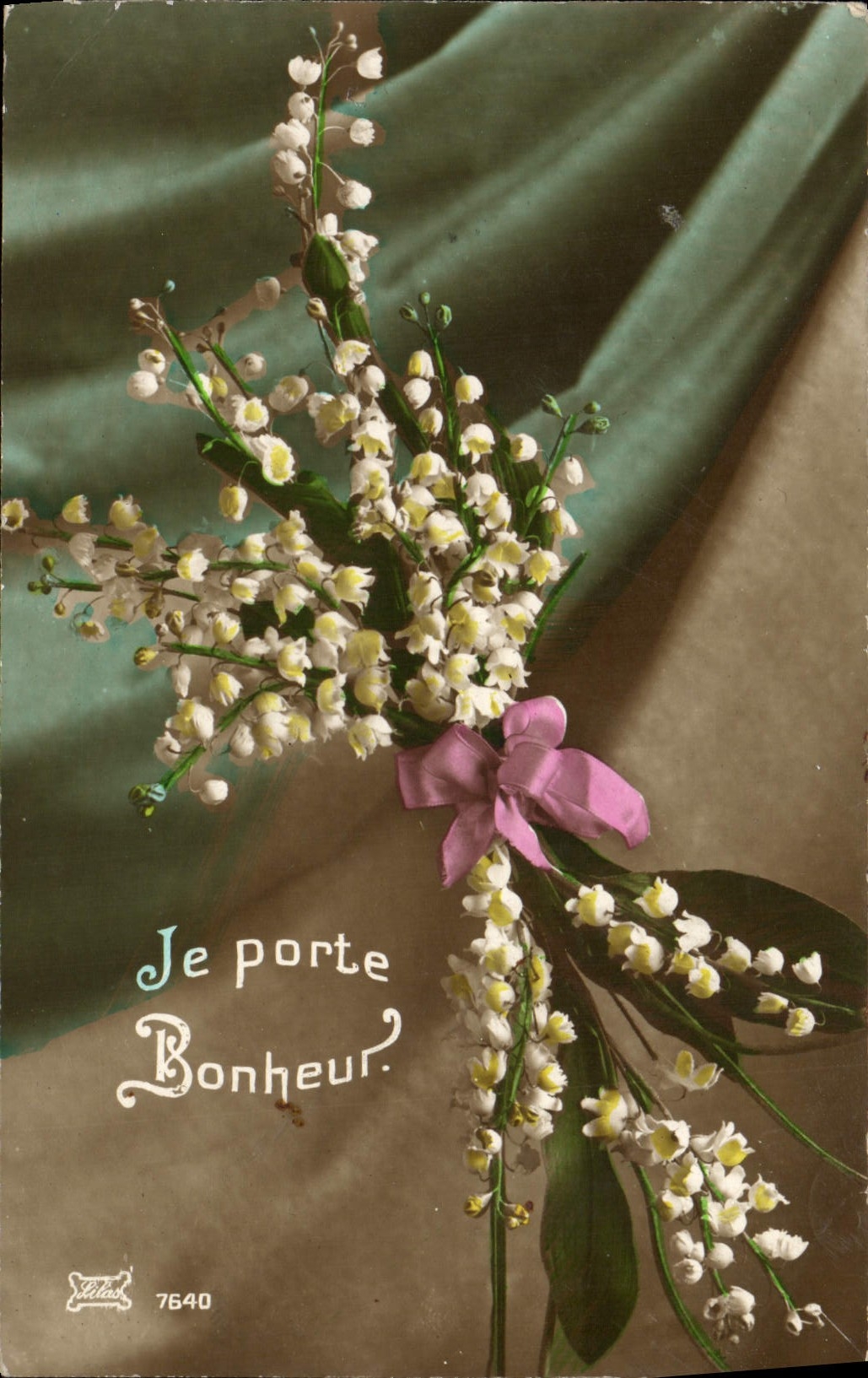 La fantasía de la POSTAL de la VENDIMIA florece el lirio de los valles