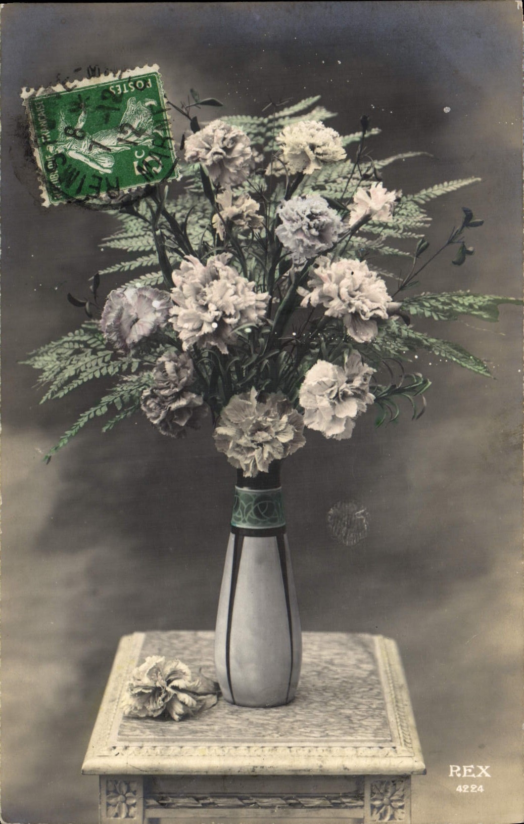 Flores de la fantasía de la POSTAL de la VENDIMIA