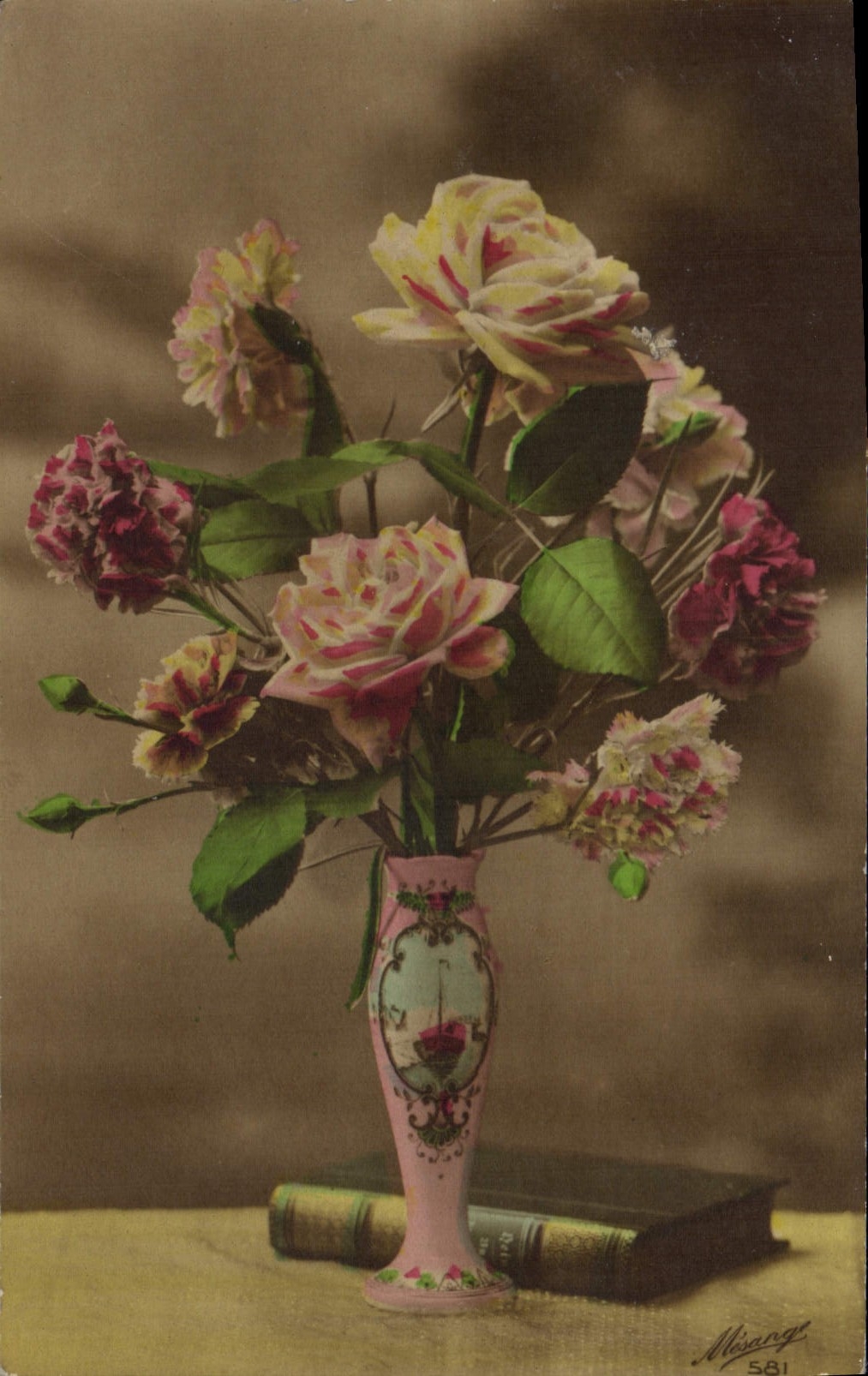 Flores de la fantasía de la POSTAL de la VENDIMIA