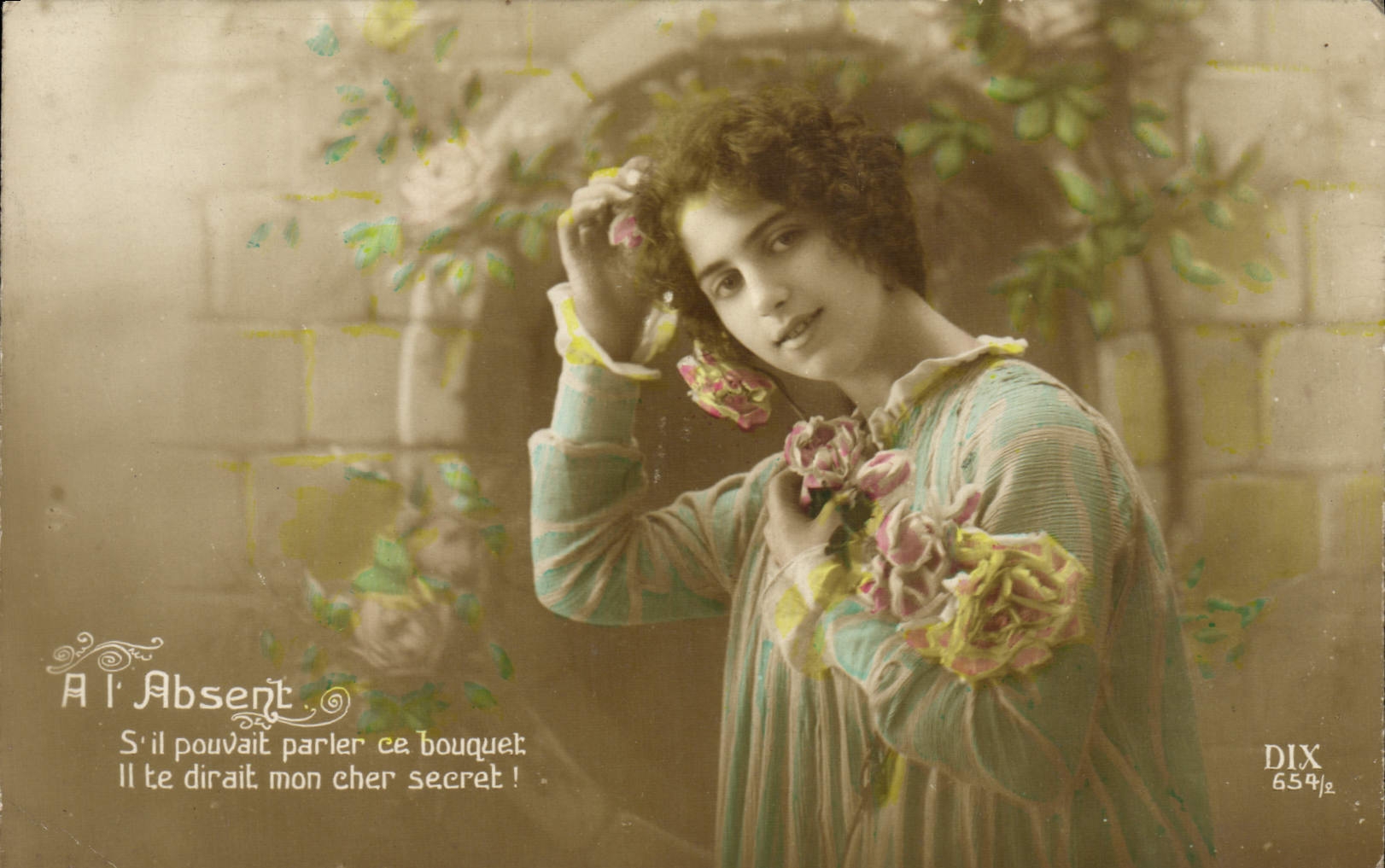 Mujer de la fantasía de la POSTAL de la VENDIMIA