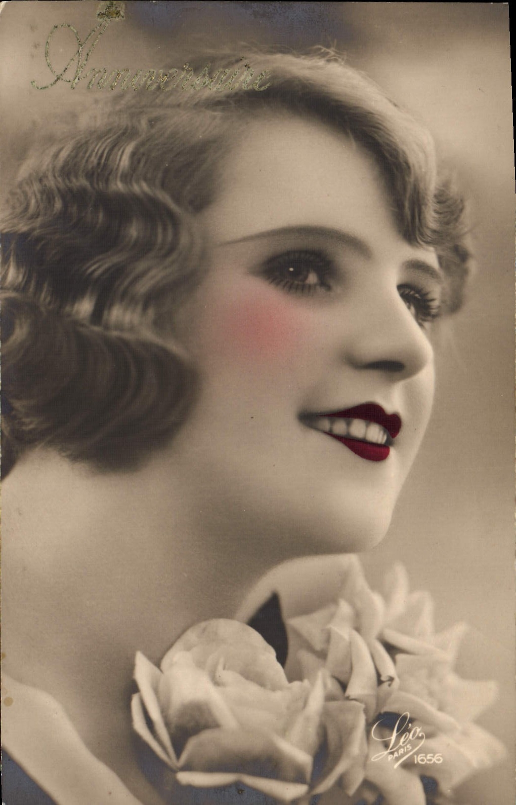 Mujer de la fantasía de la POSTAL de la VENDIMIA