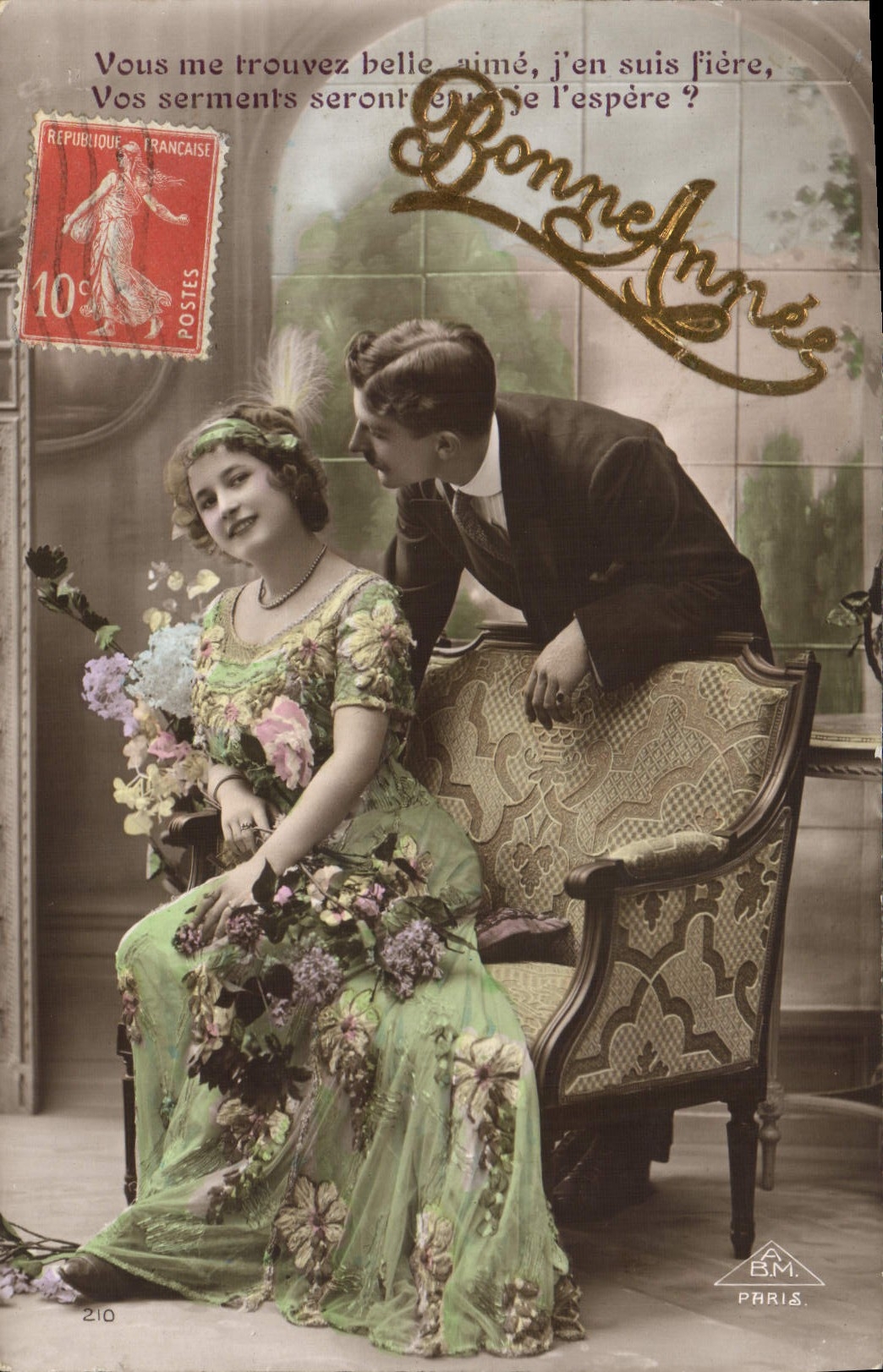 Mujer de la fantasía de la POSTAL de la VENDIMIA