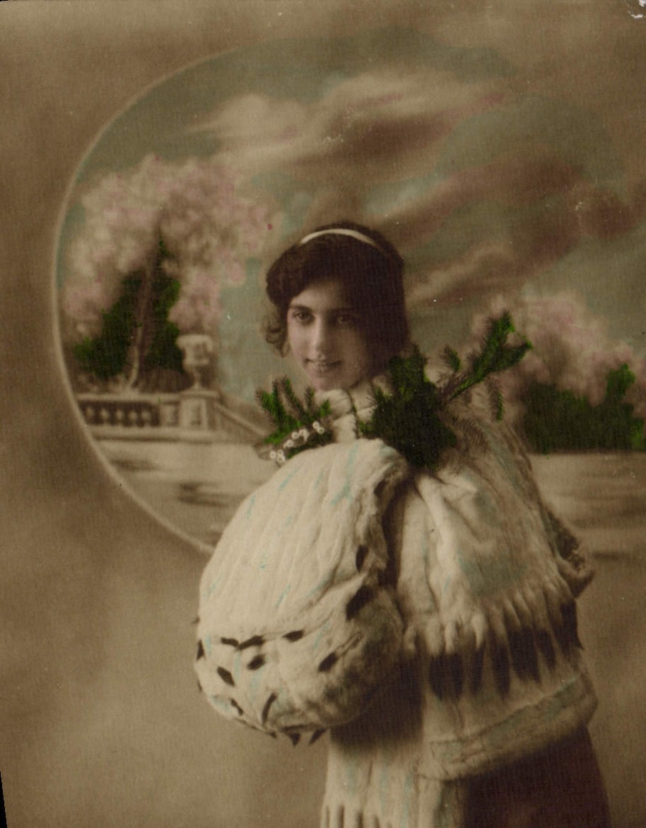 Mujer de la fantasía de la POSTAL de la VENDIMIA