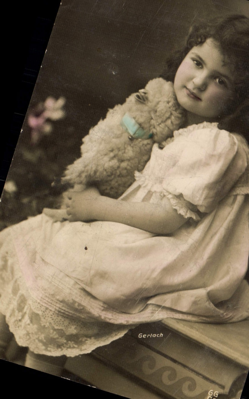 VINTAGE POSTCARD Enafnt Fantasy