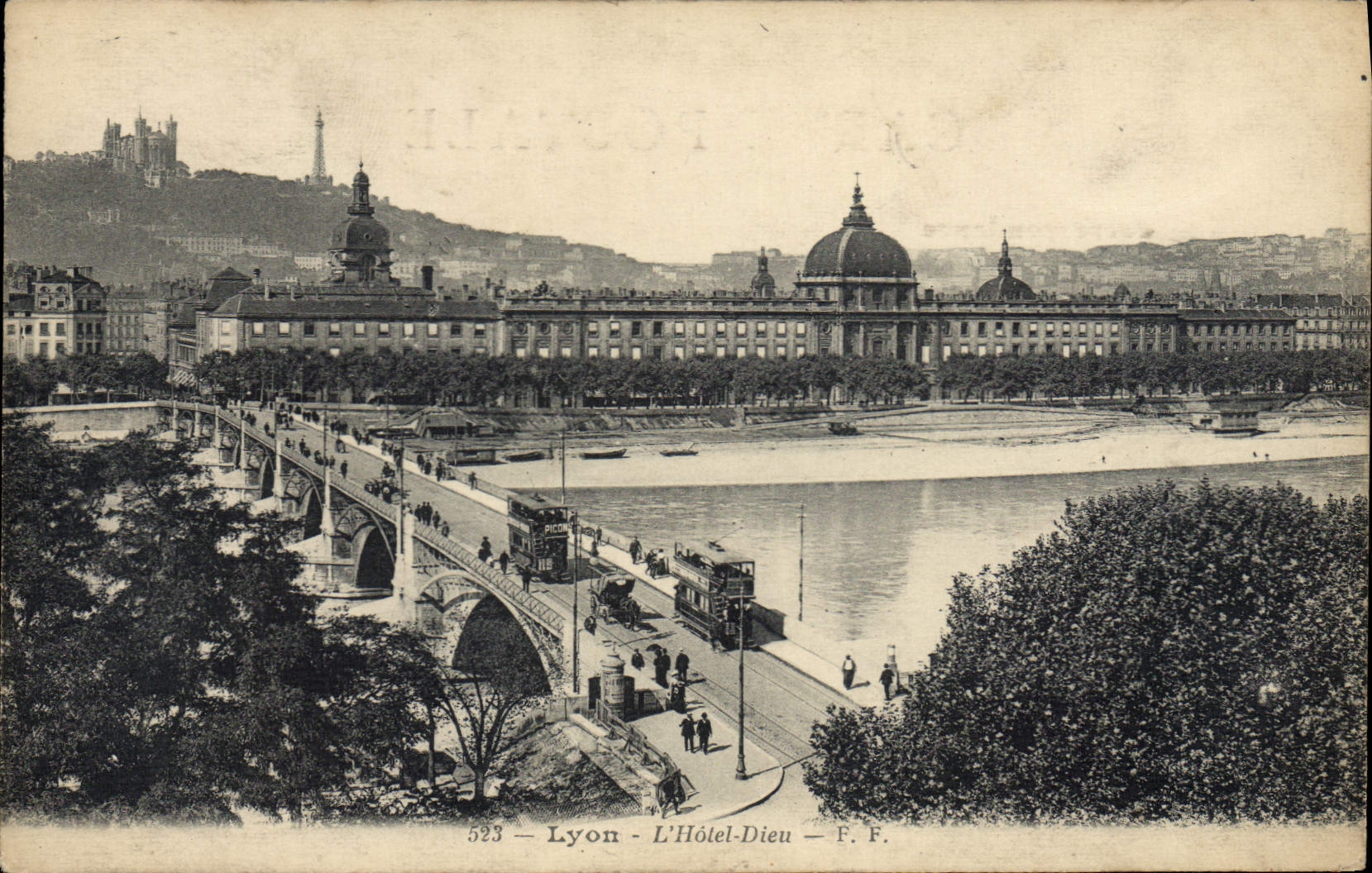 VINTAGE POSTCARD Lyon the Hotel God