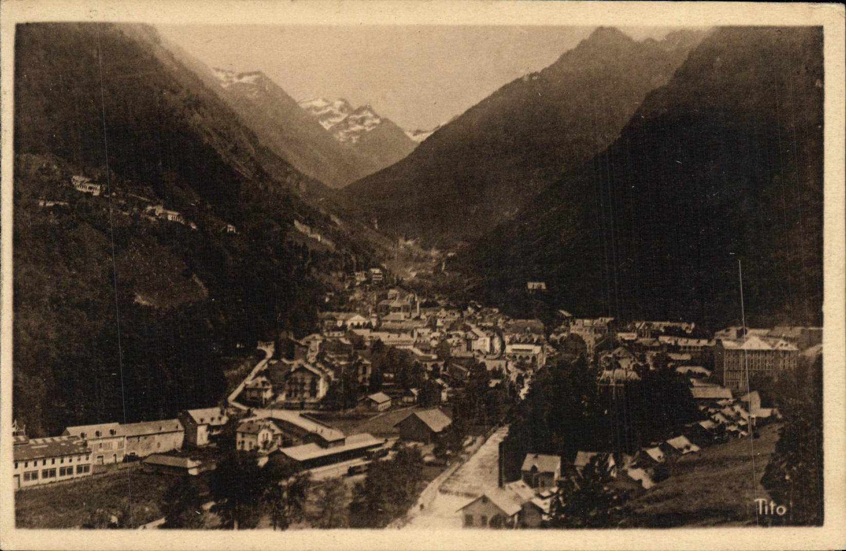 VINTAGE POSTCARD Cauterets View Taken Of the Green Nipple
