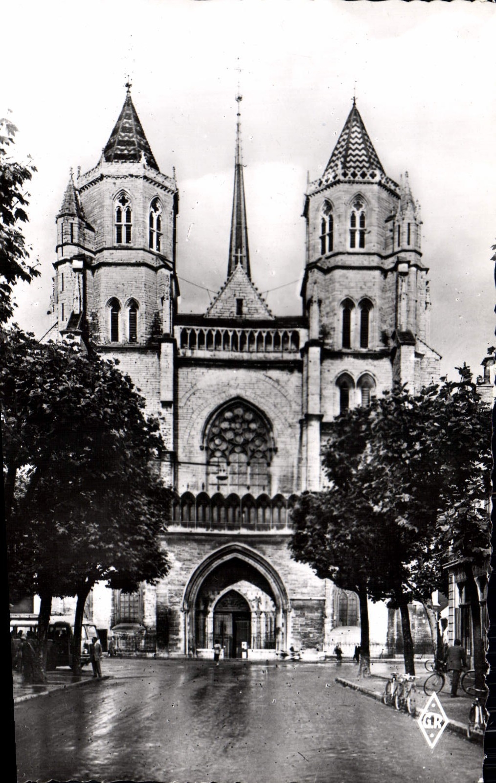 MODERN CARD Dijon the Cathedral Sainte Benign
