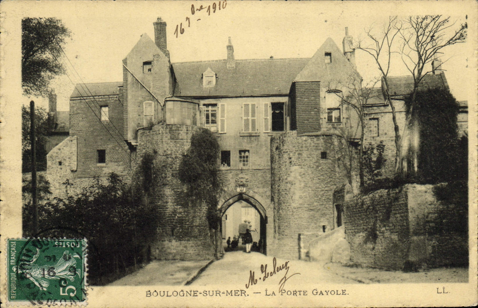 VINTAGE POSTCARD Boulogne On Sea the Gayole Gate
