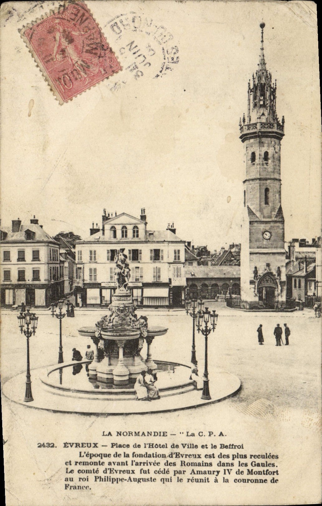 La POSTAL Evreux de la VENDIMIA coloca el ayuntamiento y el campanario de una iglesia