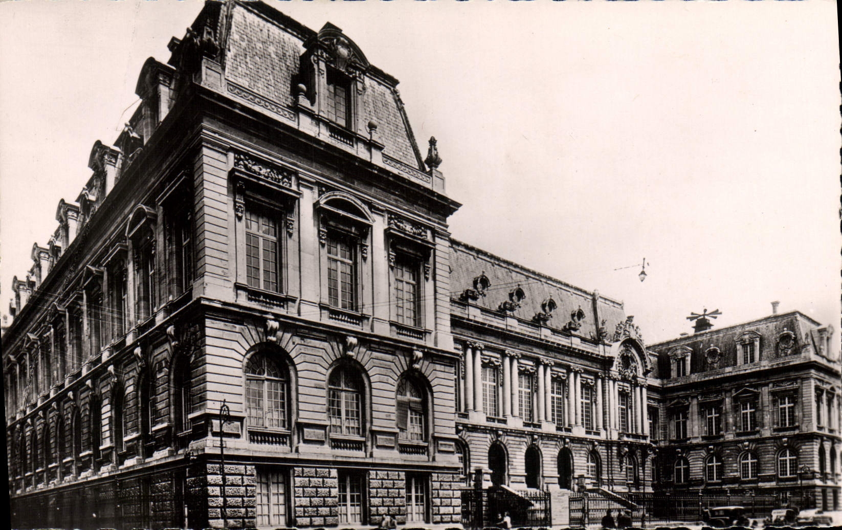 POSTAL MODERNA St Quentin Palate De Fervacques