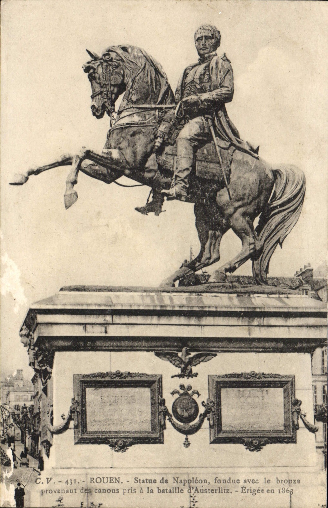 VINTAGE POSTCARD Rouen Rules Of Napoleon Fondue With Austerlitz Bronze