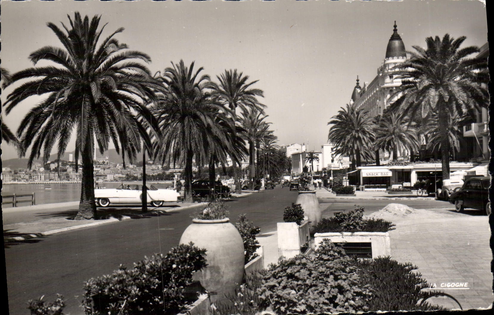 MODERN CARD Cannes the Small cross
